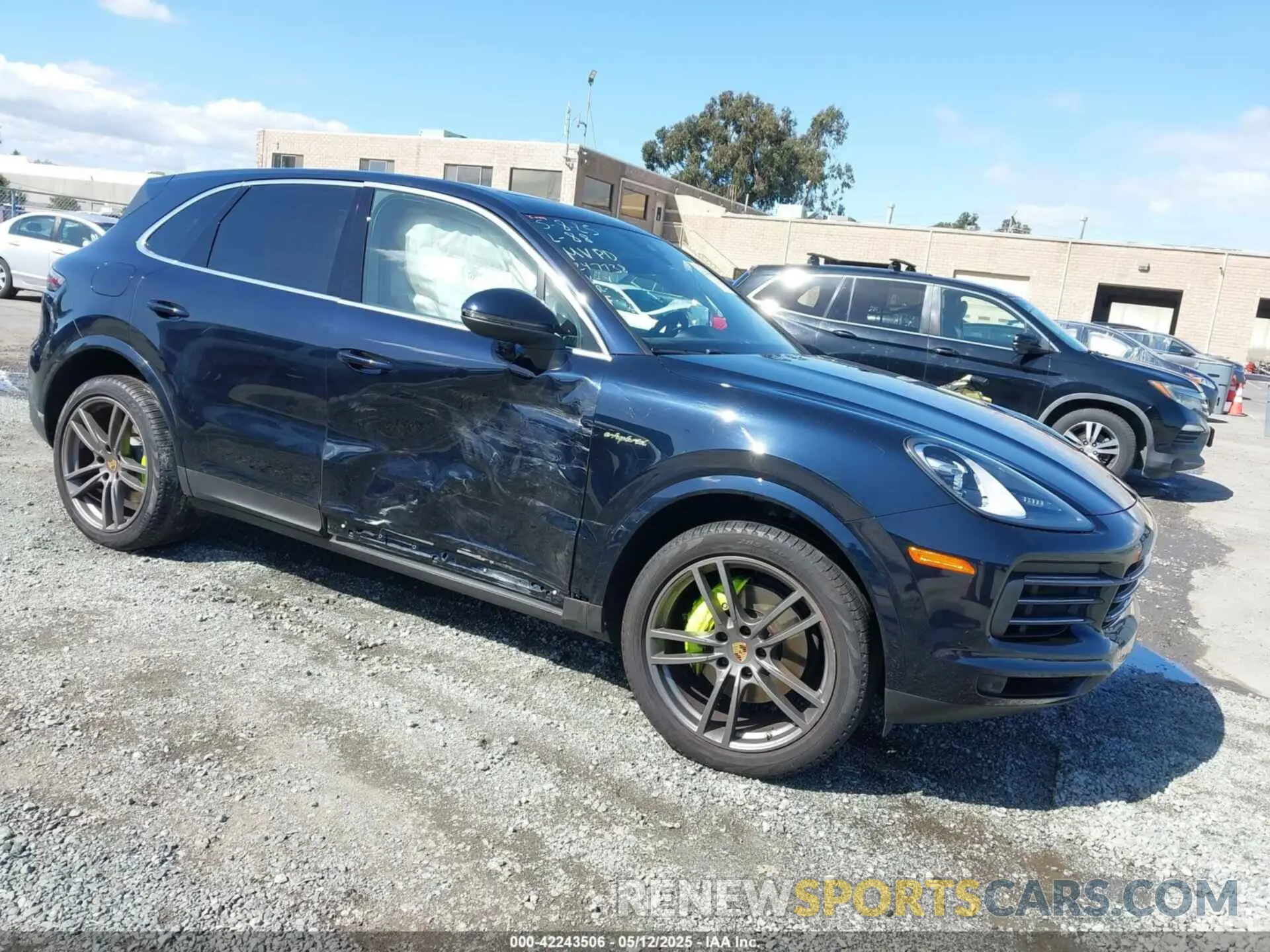 1 fotografías del automóvil dañado WP1AE2AY9PDA12252 PORSCHE CAYENNE E-HYBRID 2023