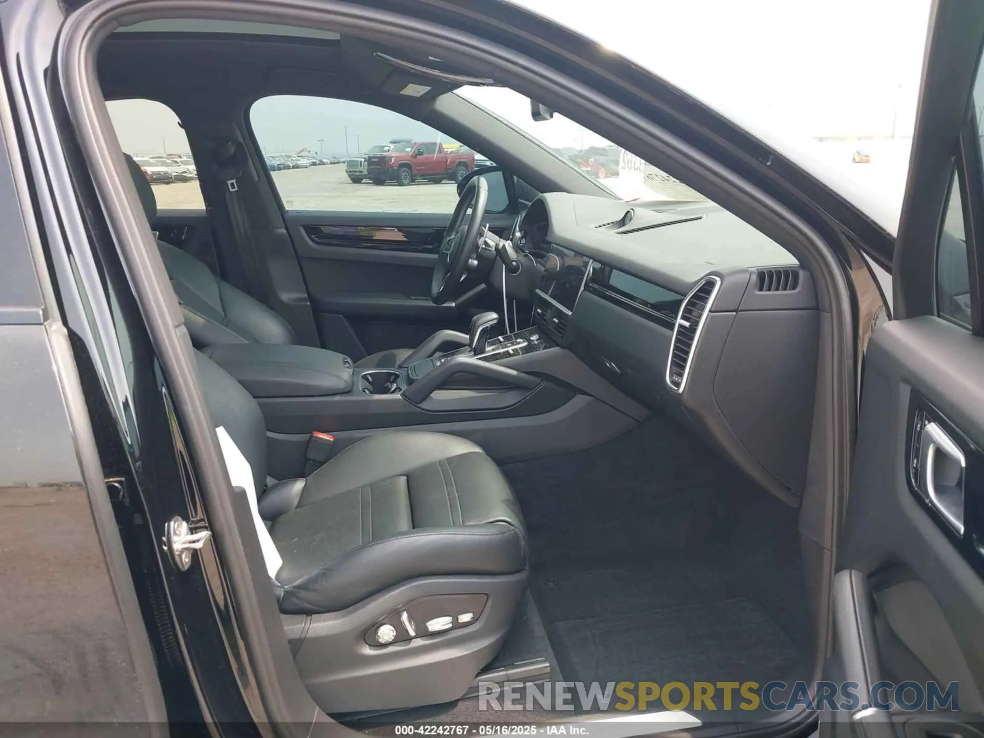 5 fotografías del automóvil dañado WP1BE2AY6LDA55011 PORSCHE CAYENNE E-HYBRID COUPE 2020