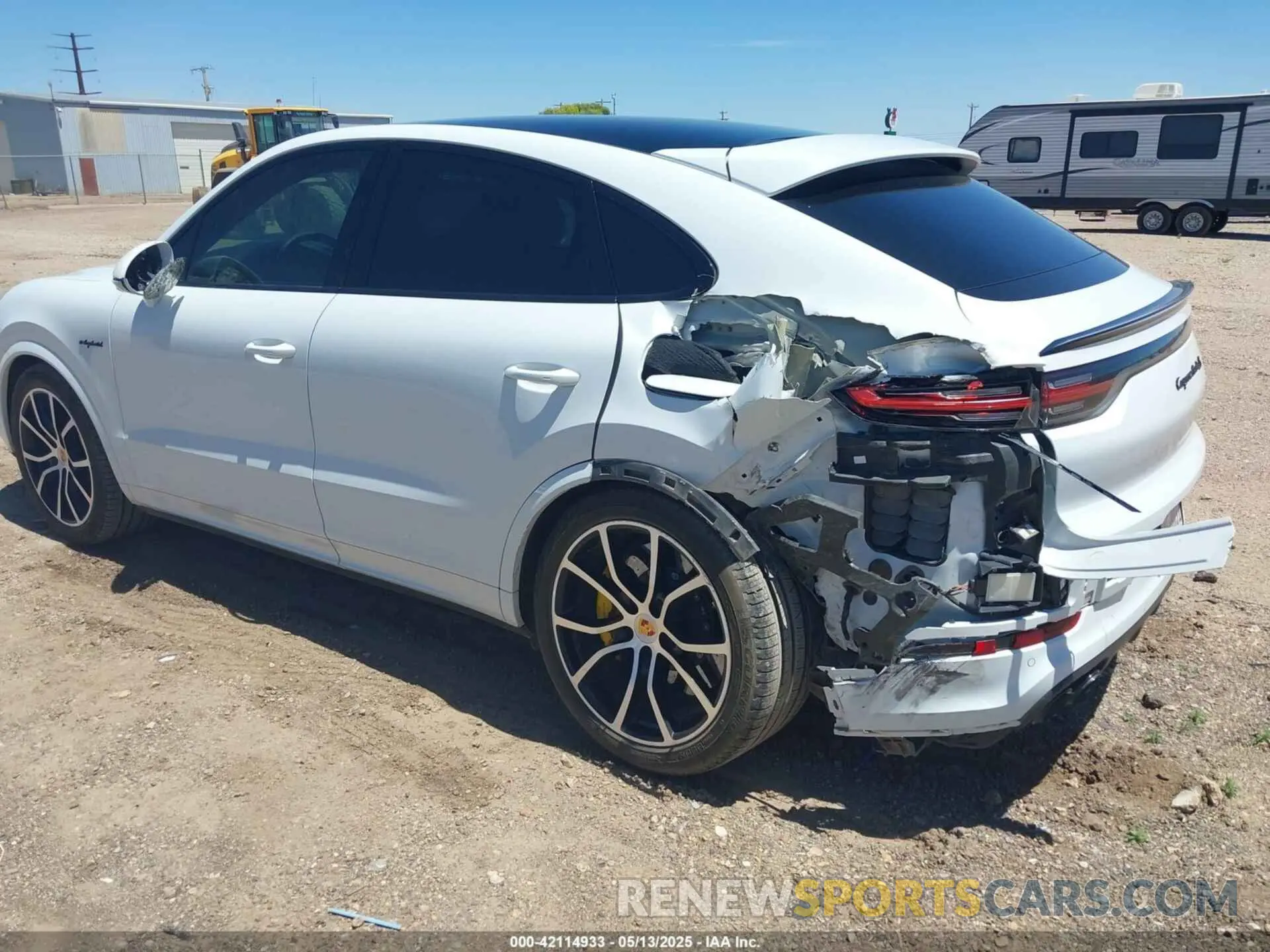 6 fotografías del automóvil dañado WP1BH2AY9LDA68083 PORSCHE CAYENNE E-HYBRID COUPE 2020