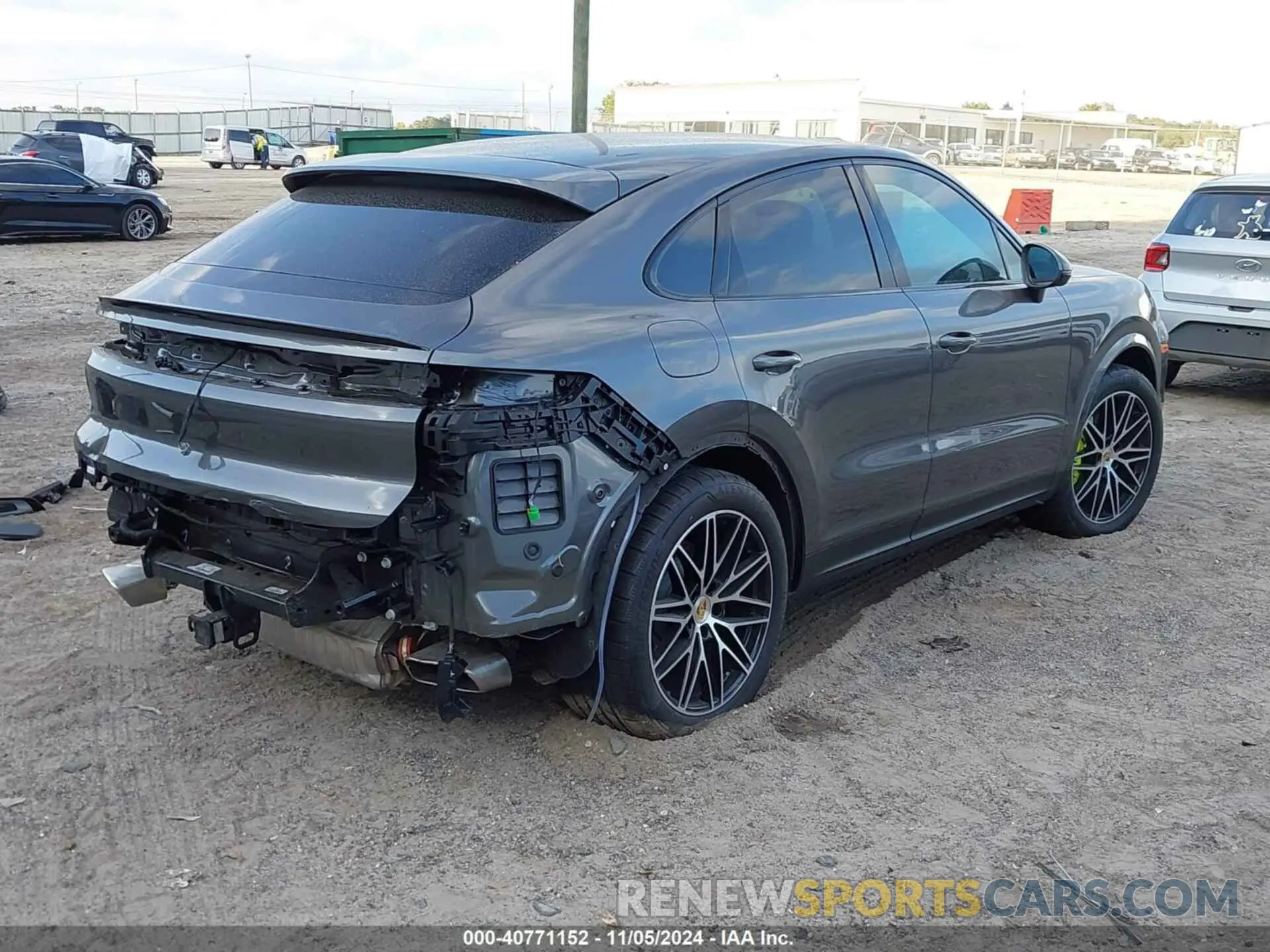 4 fotografías del automóvil dañado WP1BE2AY5RDA59219 PORSCHE CAYENNE E-HYBRID COUPE 2024