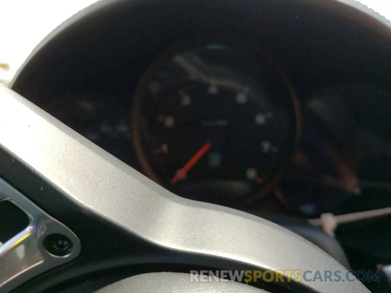 8 fotografías del automóvil dañado WP0AA2A86KS260136 PORSCHE CAYMAN 2019