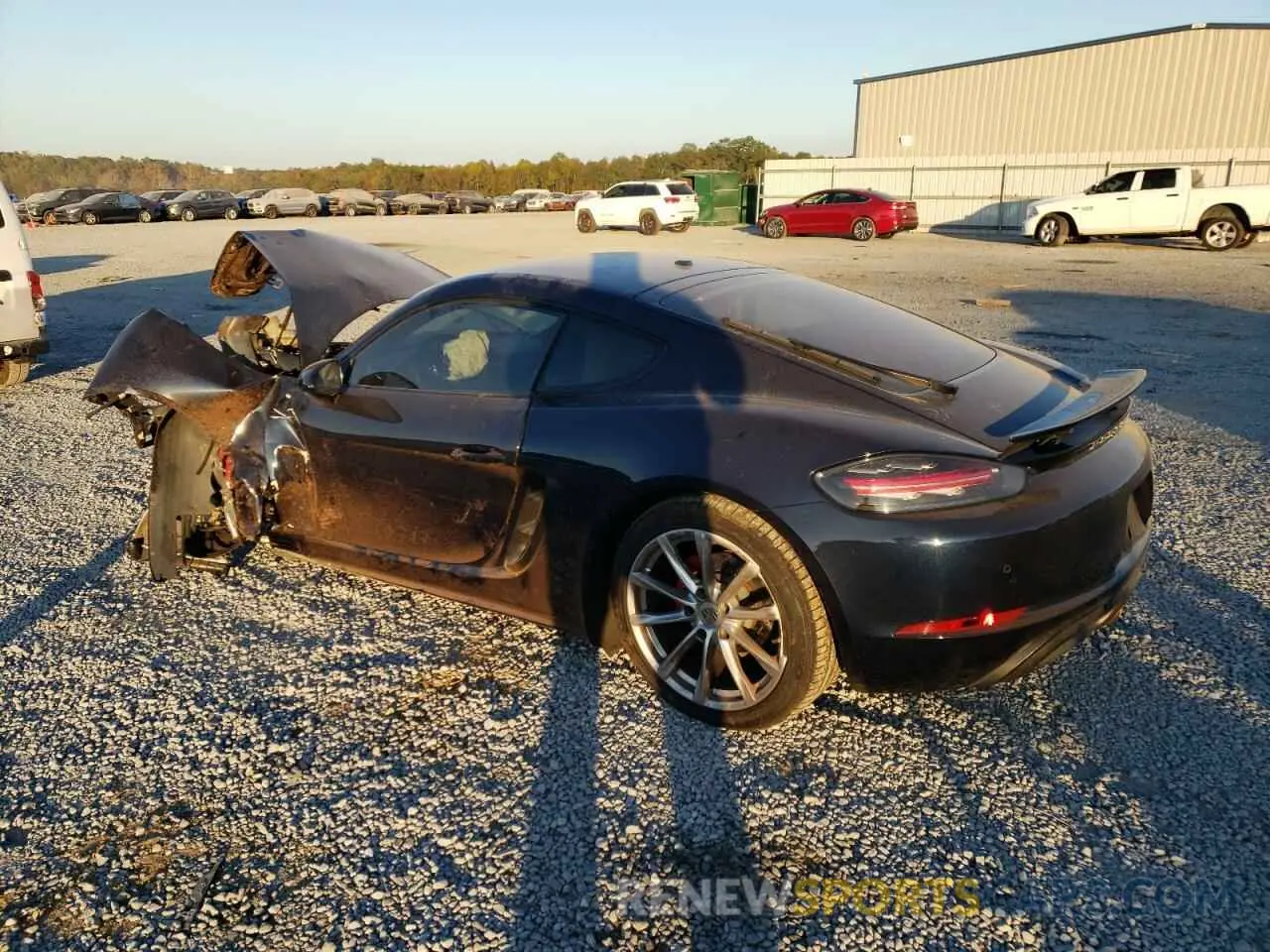 2 fotografías del automóvil dañado WP0AB2A8XKS278183 PORSCHE CAYMAN 2019