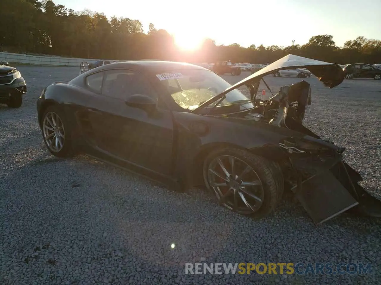 4 fotografías del automóvil dañado WP0AB2A8XKS278183 PORSCHE CAYMAN 2019