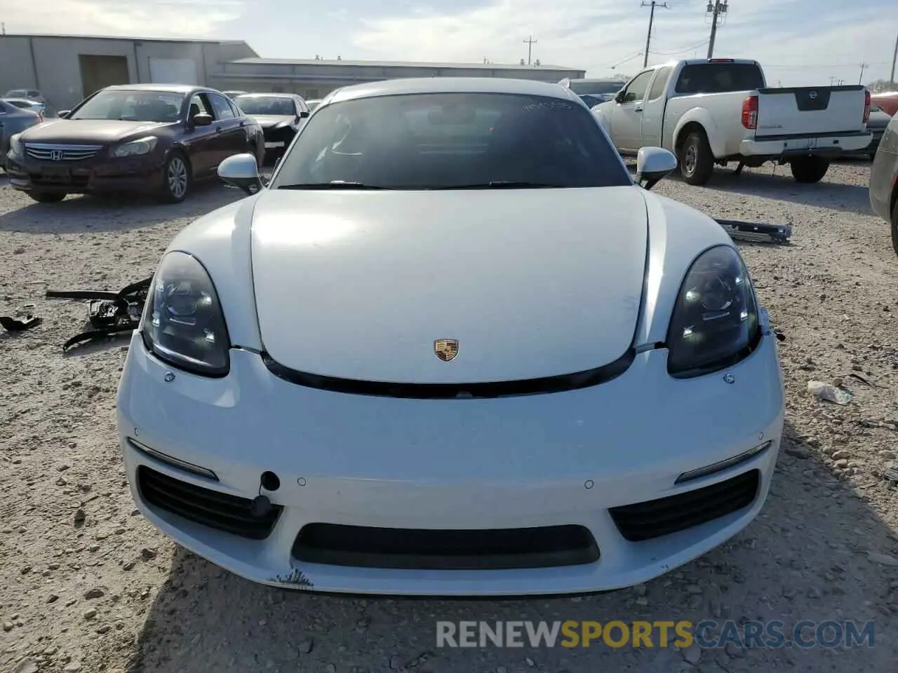 5 fotografías del automóvil dañado WP0AA2A82RK256014 PORSCHE CAYMAN 2024