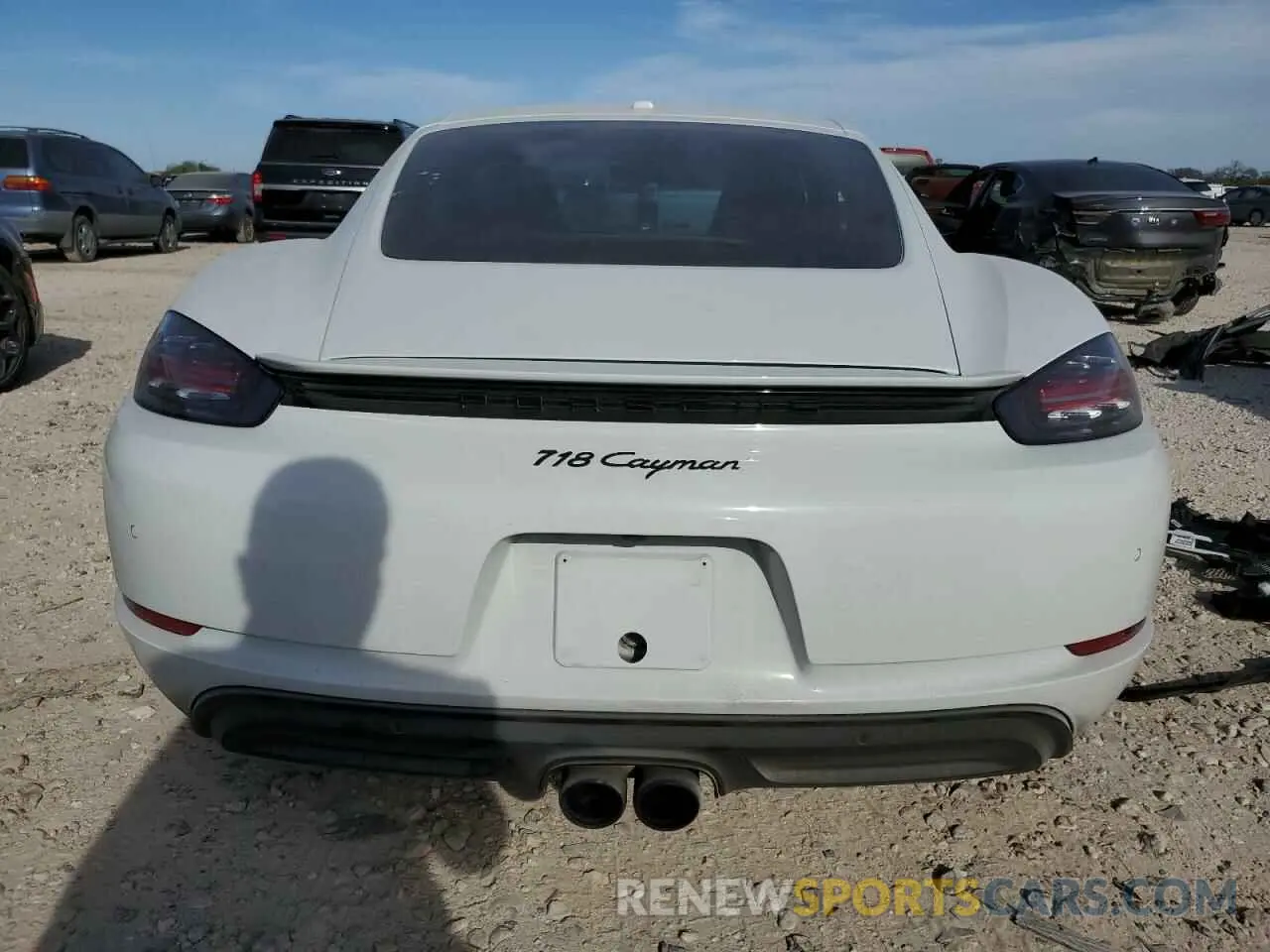 6 fotografías del automóvil dañado WP0AA2A82RK256014 PORSCHE CAYMAN 2024