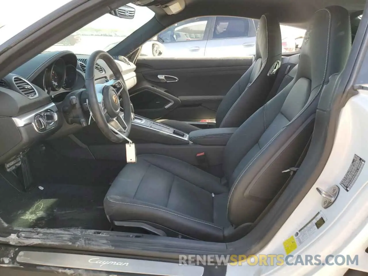 7 fotografías del automóvil dañado WP0AA2A82RK256014 PORSCHE CAYMAN 2024