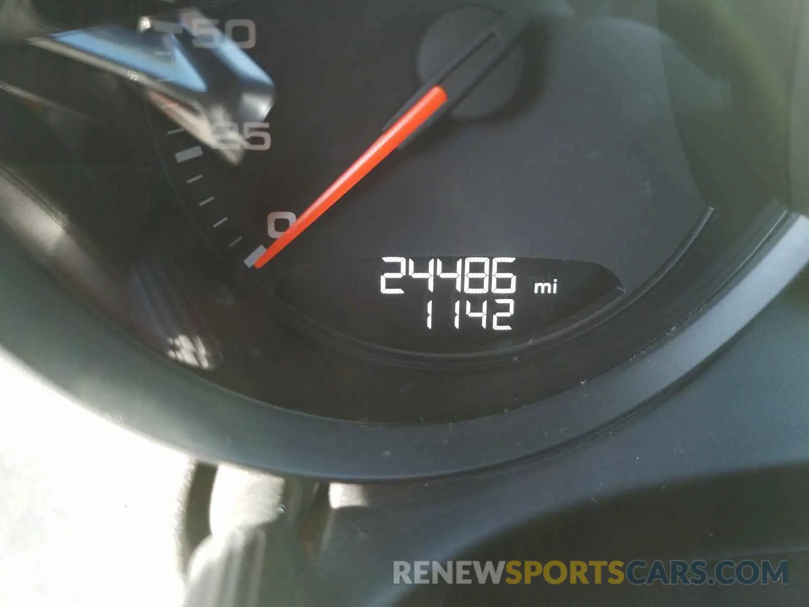 8 fotografías del automóvil dañado WP0AA2A80KS260097 PORSCHE CAYMAN BAS 2019