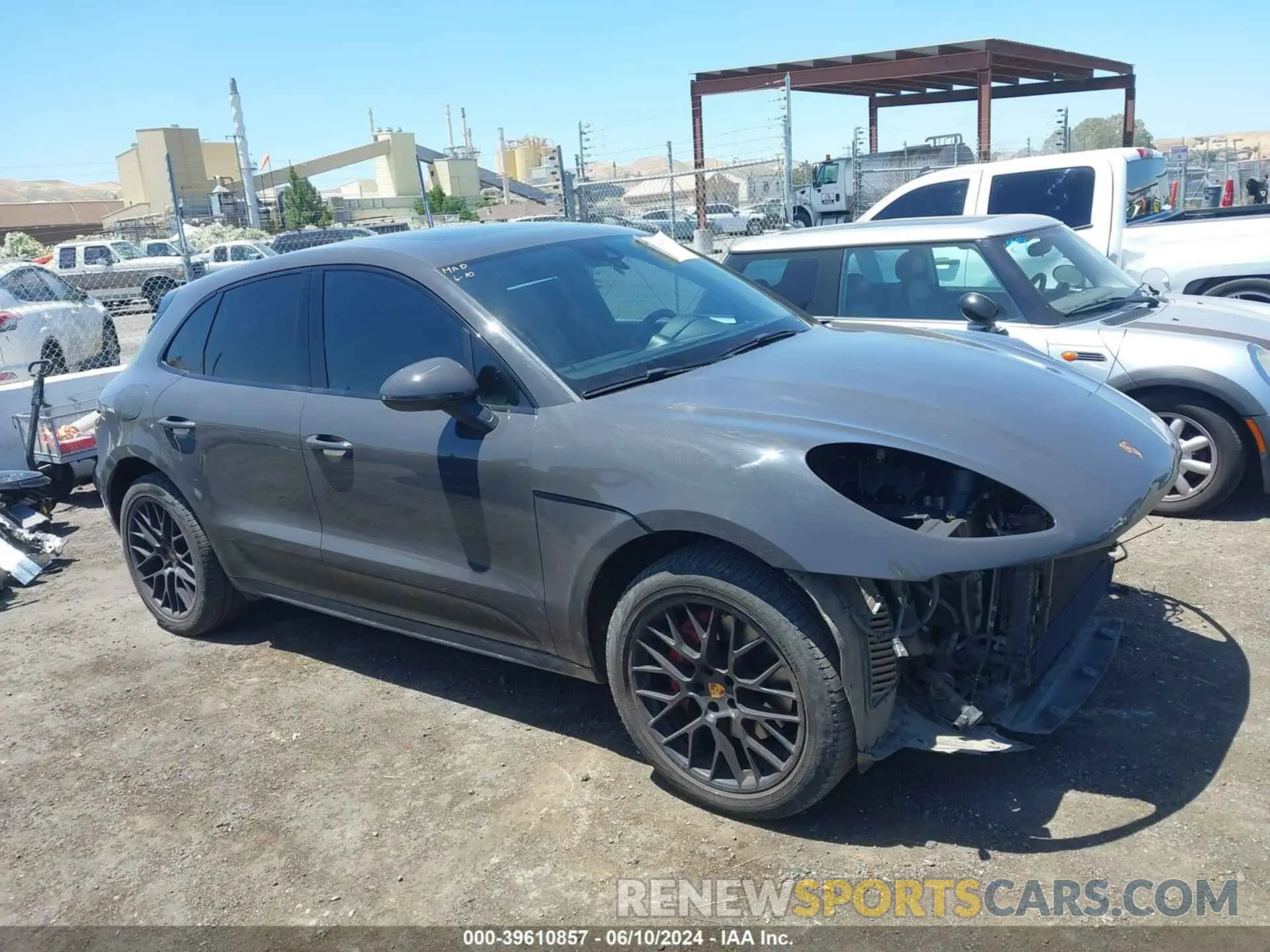1 fotografías del automóvil dañado WP1AG2A5XJLB63789 PORSCHE MACAN 2018