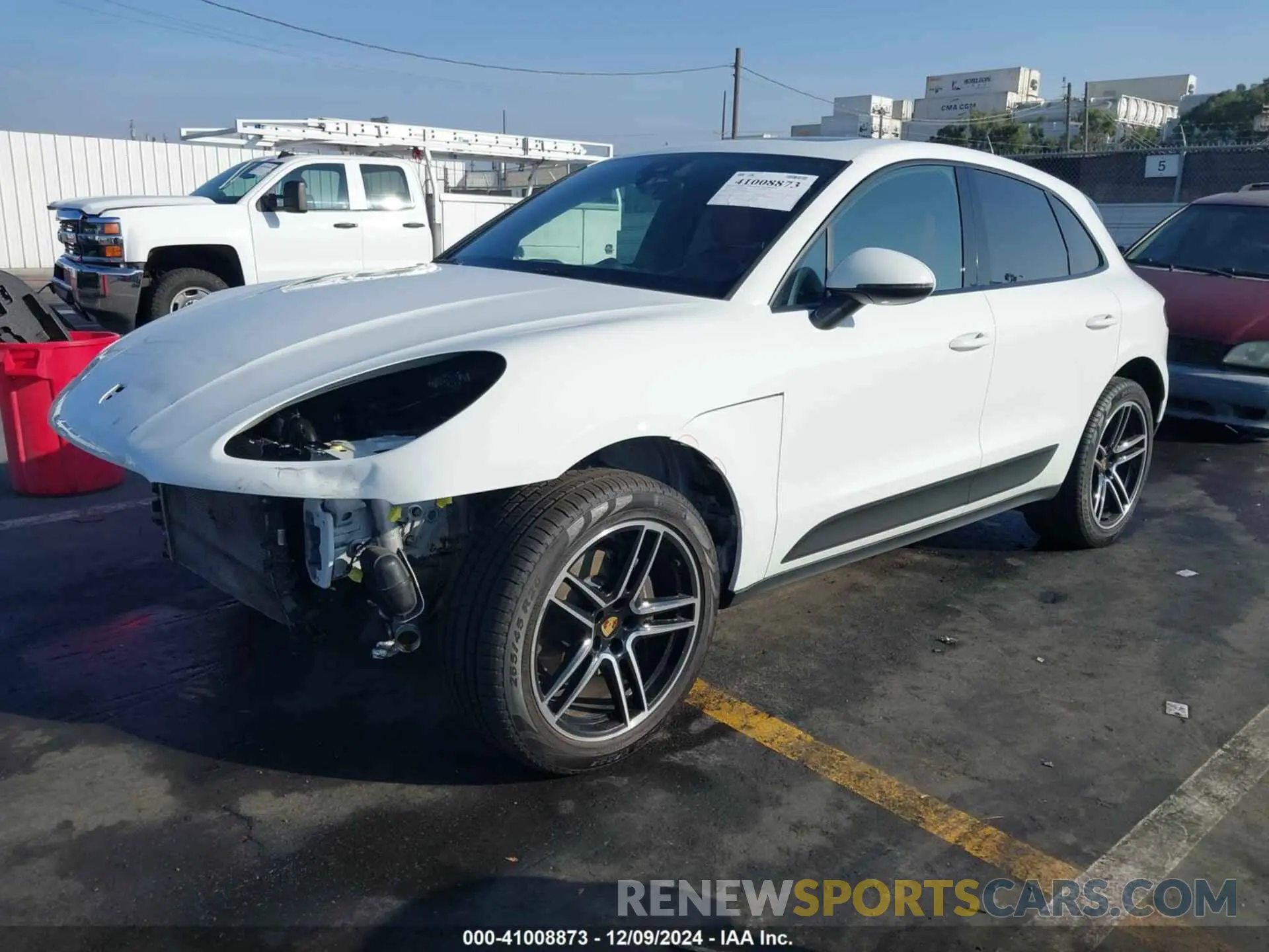 2 fotografías del automóvil dañado WP1AA2A50KLB02065 PORSCHE MACAN 2019