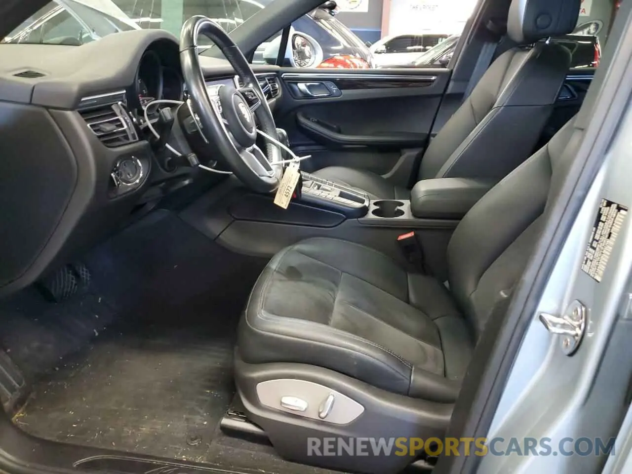 7 fotografías del automóvil dañado WP1AA2A50KLB02700 PORSCHE MACAN 2019