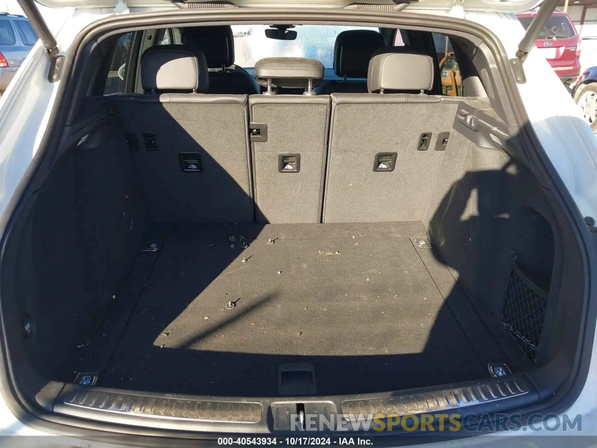 18 fotografías del automóvil dañado WP1AA2A52KLB02794 PORSCHE MACAN 2019