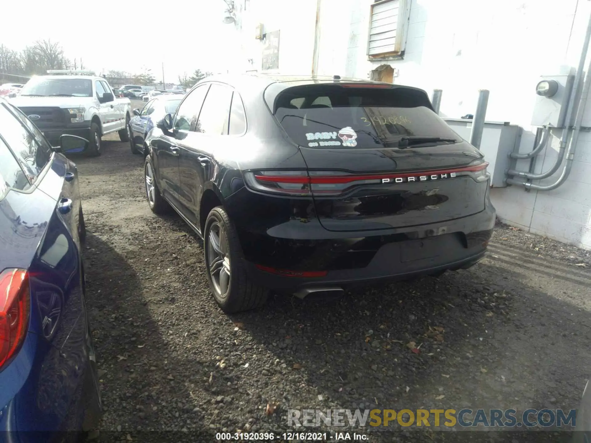 3 fotografías del automóvil dañado WP1AA2A52KLB03623 PORSCHE MACAN 2019