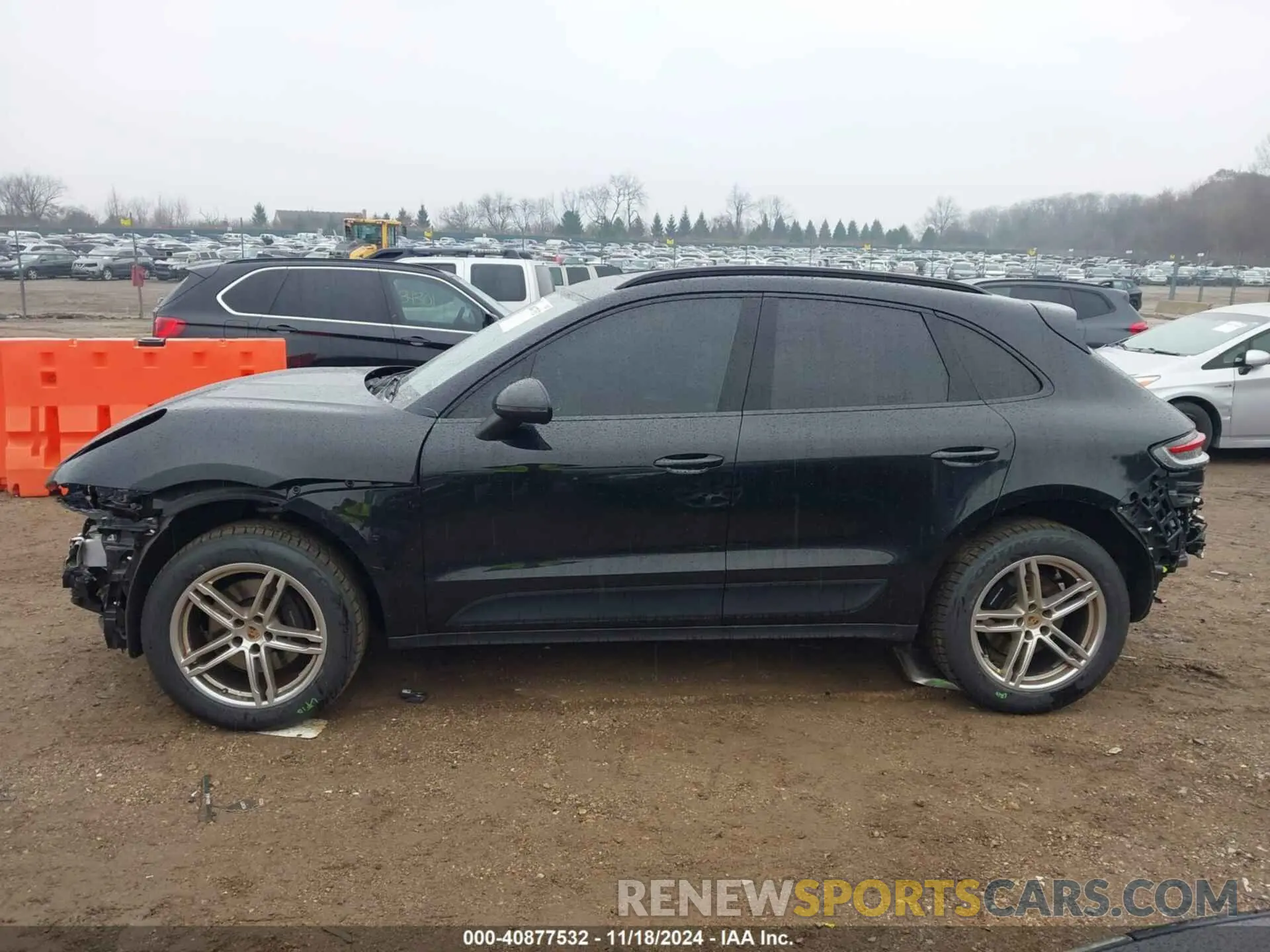 15 fotografías del automóvil dañado WP1AA2A54KLB05633 PORSCHE MACAN 2019