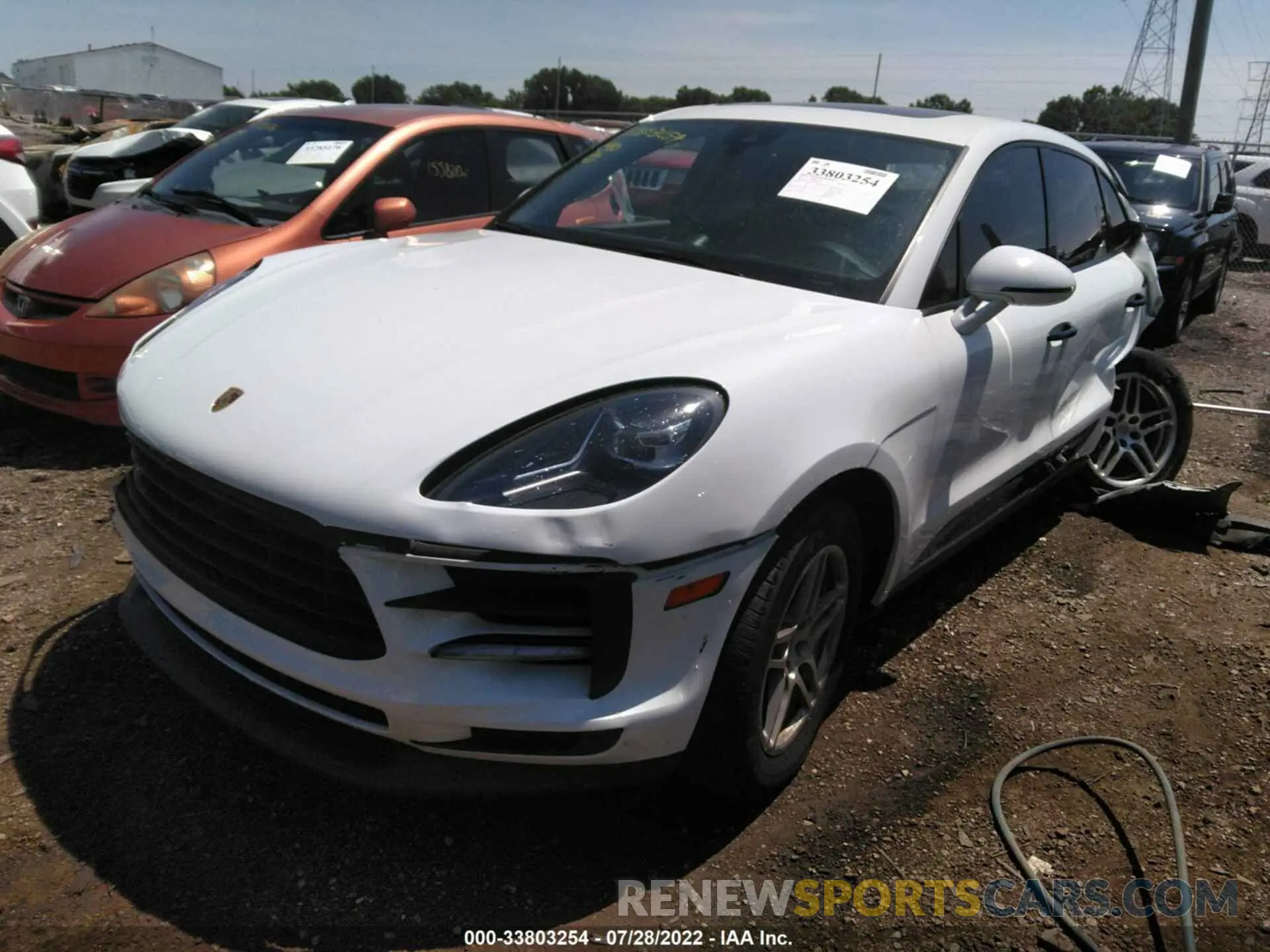 2 fotografías del automóvil dañado WP1AA2A54KLB08404 PORSCHE MACAN 2019