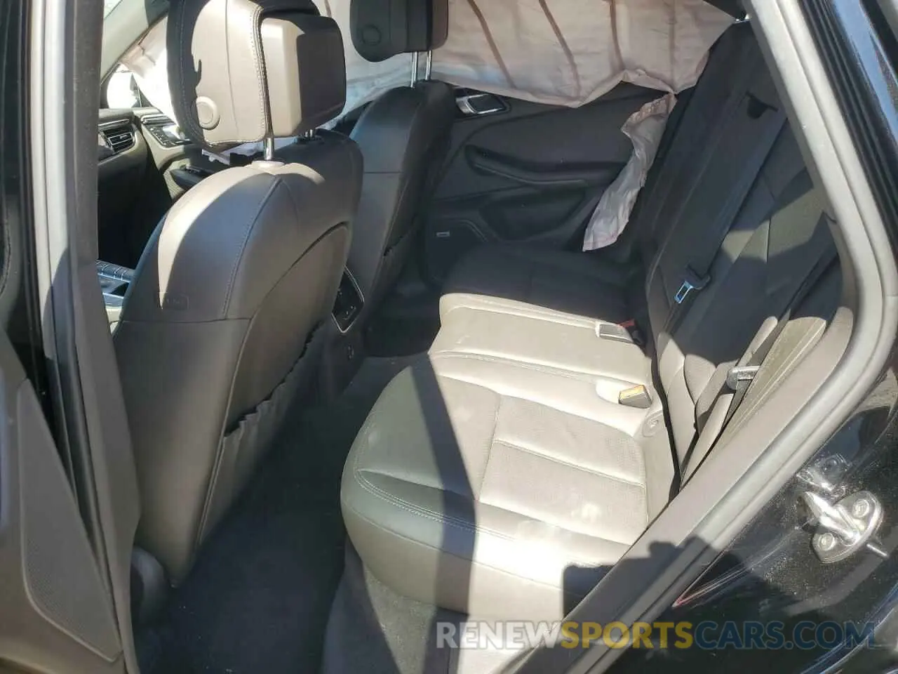 11 fotografías del automóvil dañado WP1AA2A54KLB09004 PORSCHE MACAN 2019