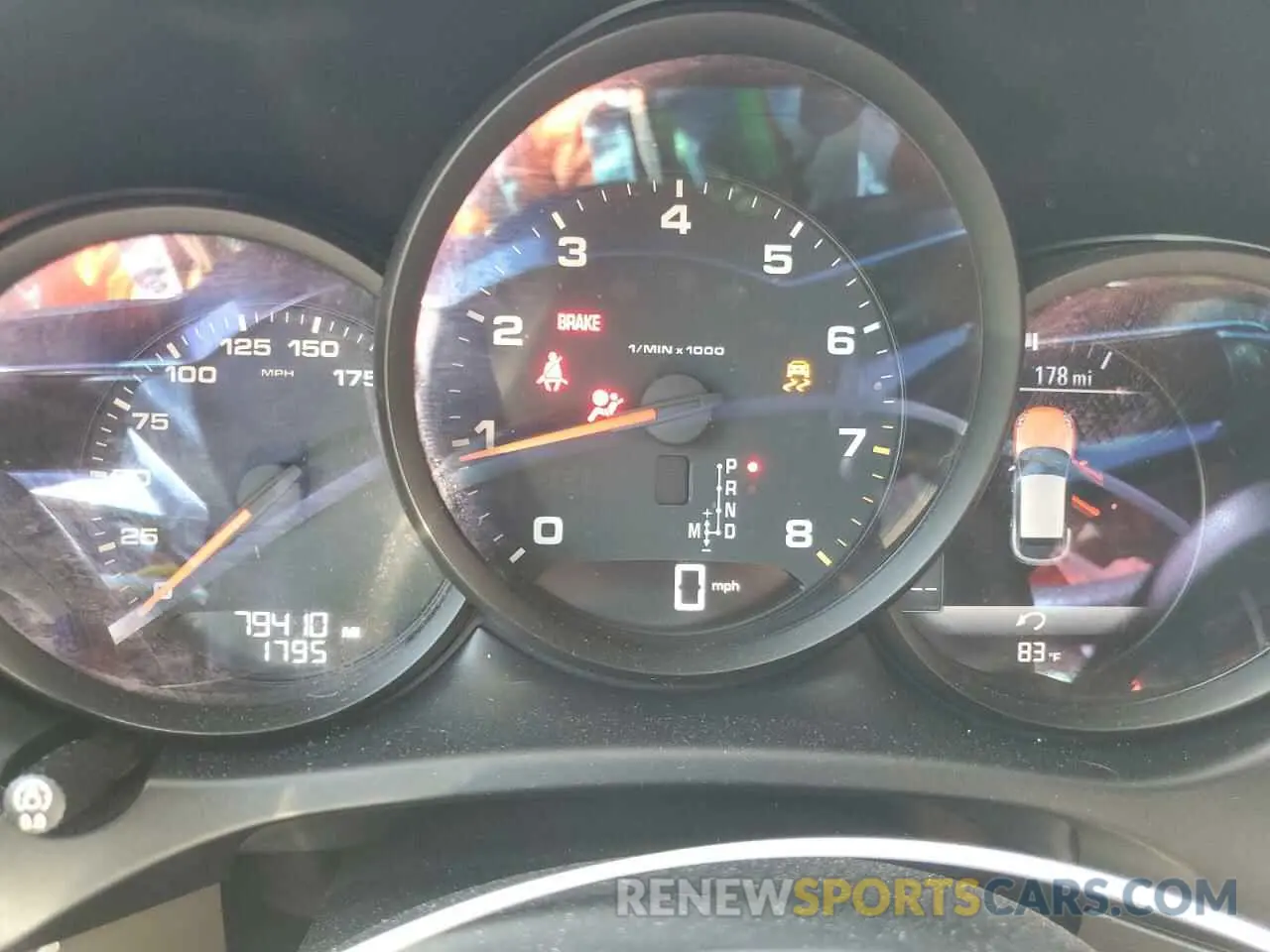 9 fotografías del automóvil dañado WP1AA2A54KLB09004 PORSCHE MACAN 2019