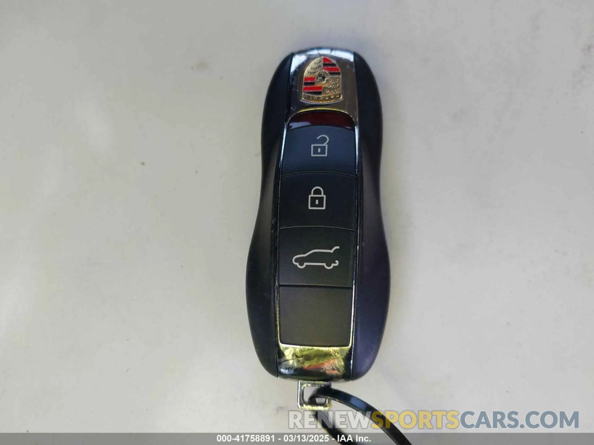 11 fotografías del automóvil dañado WP1AA2A56KLB08064 PORSCHE MACAN 2019