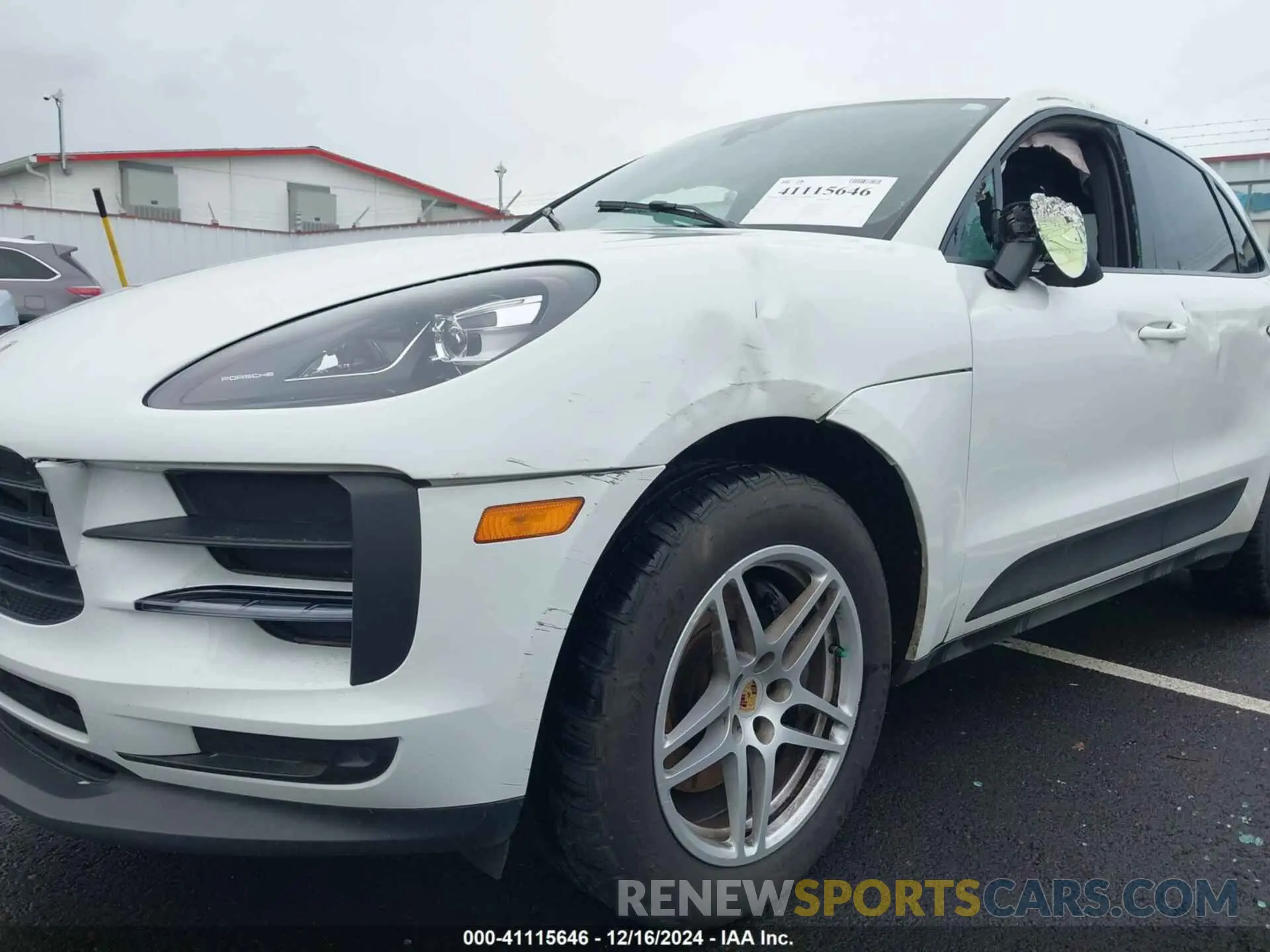 19 fotografías del automóvil dañado WP1AA2A57KLB01186 PORSCHE MACAN 2019