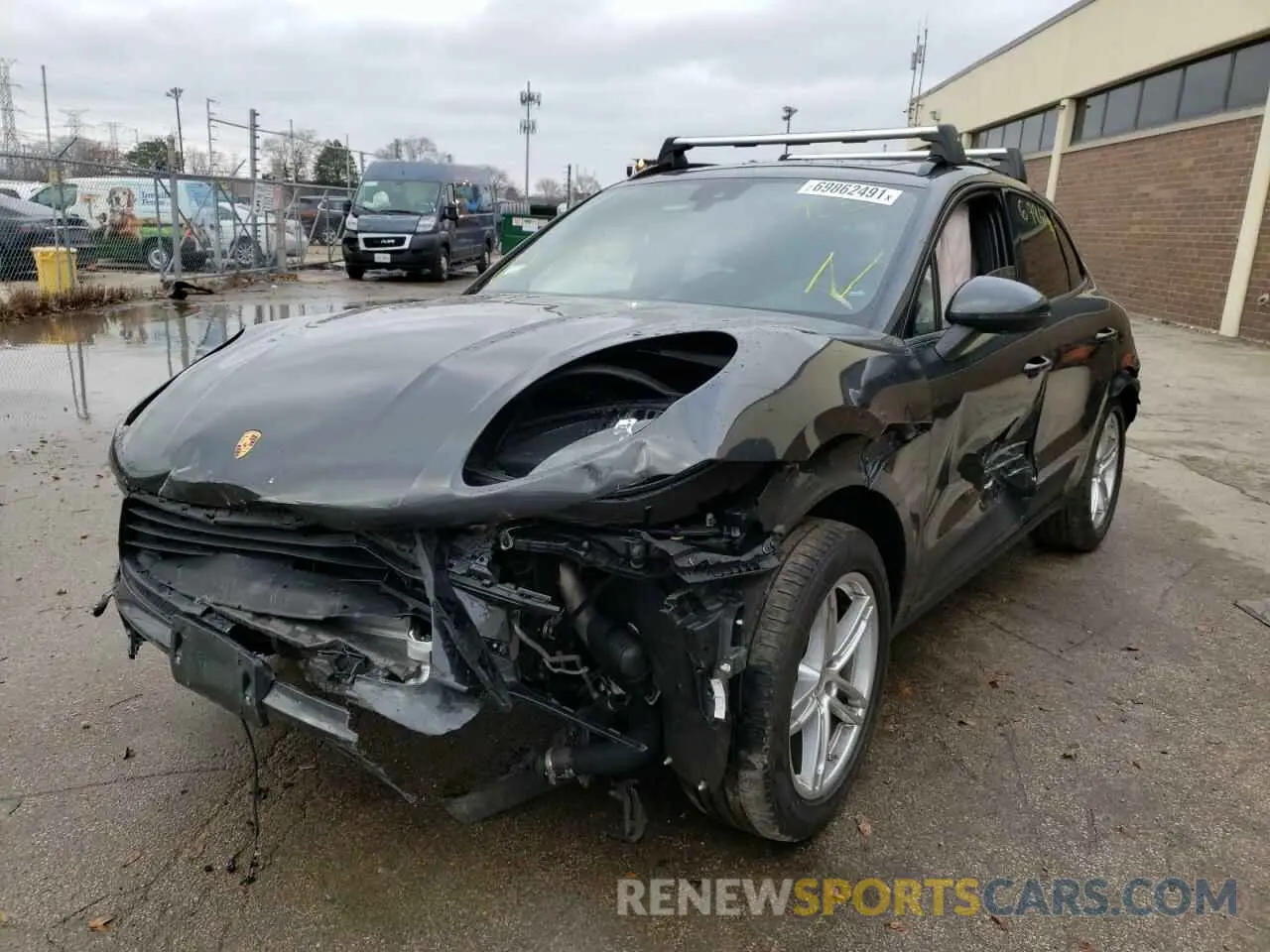2 fotografías del automóvil dañado WP1AA2A57KLB09336 PORSCHE MACAN 2019