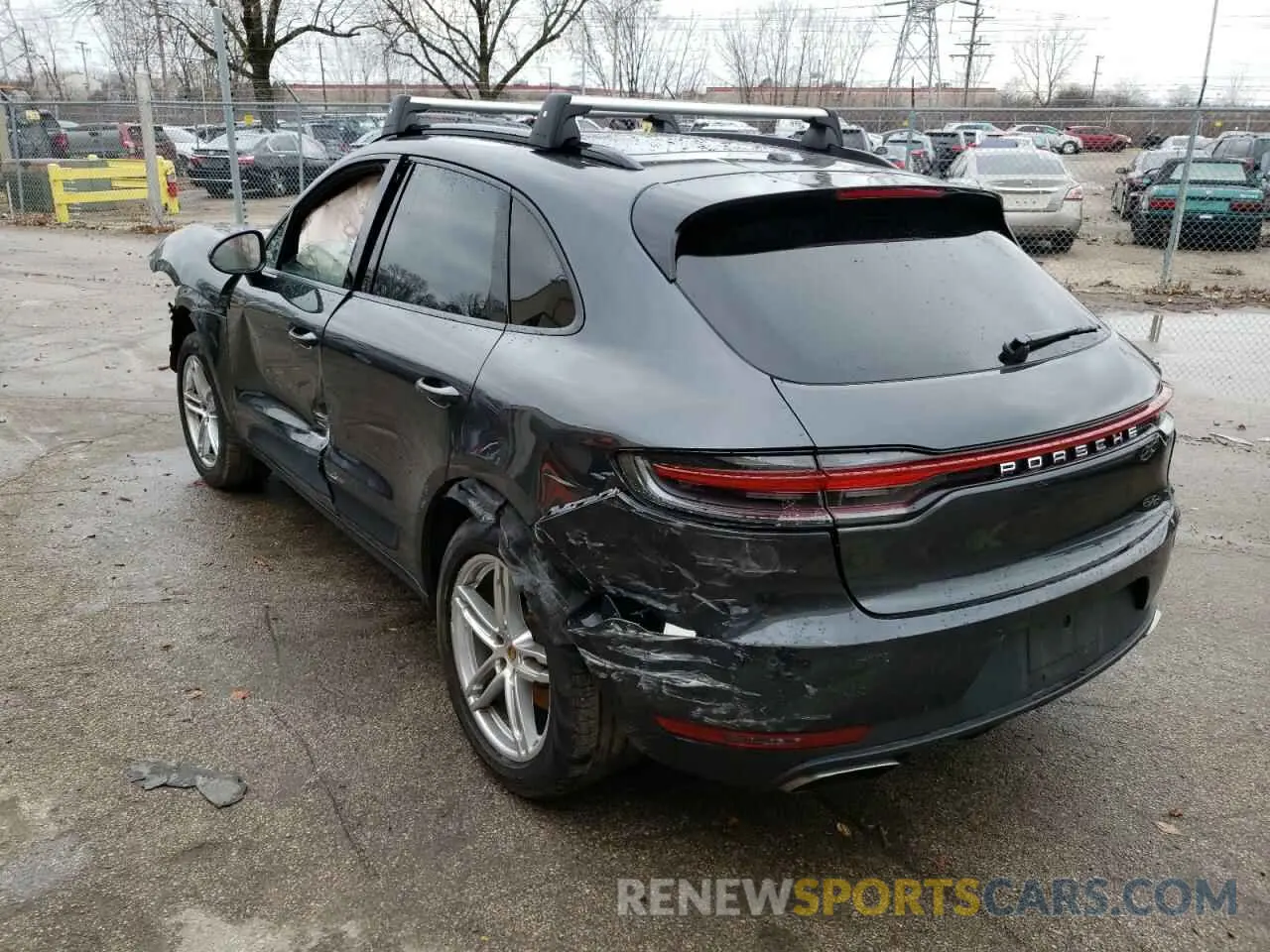 3 fotografías del automóvil dañado WP1AA2A57KLB09336 PORSCHE MACAN 2019