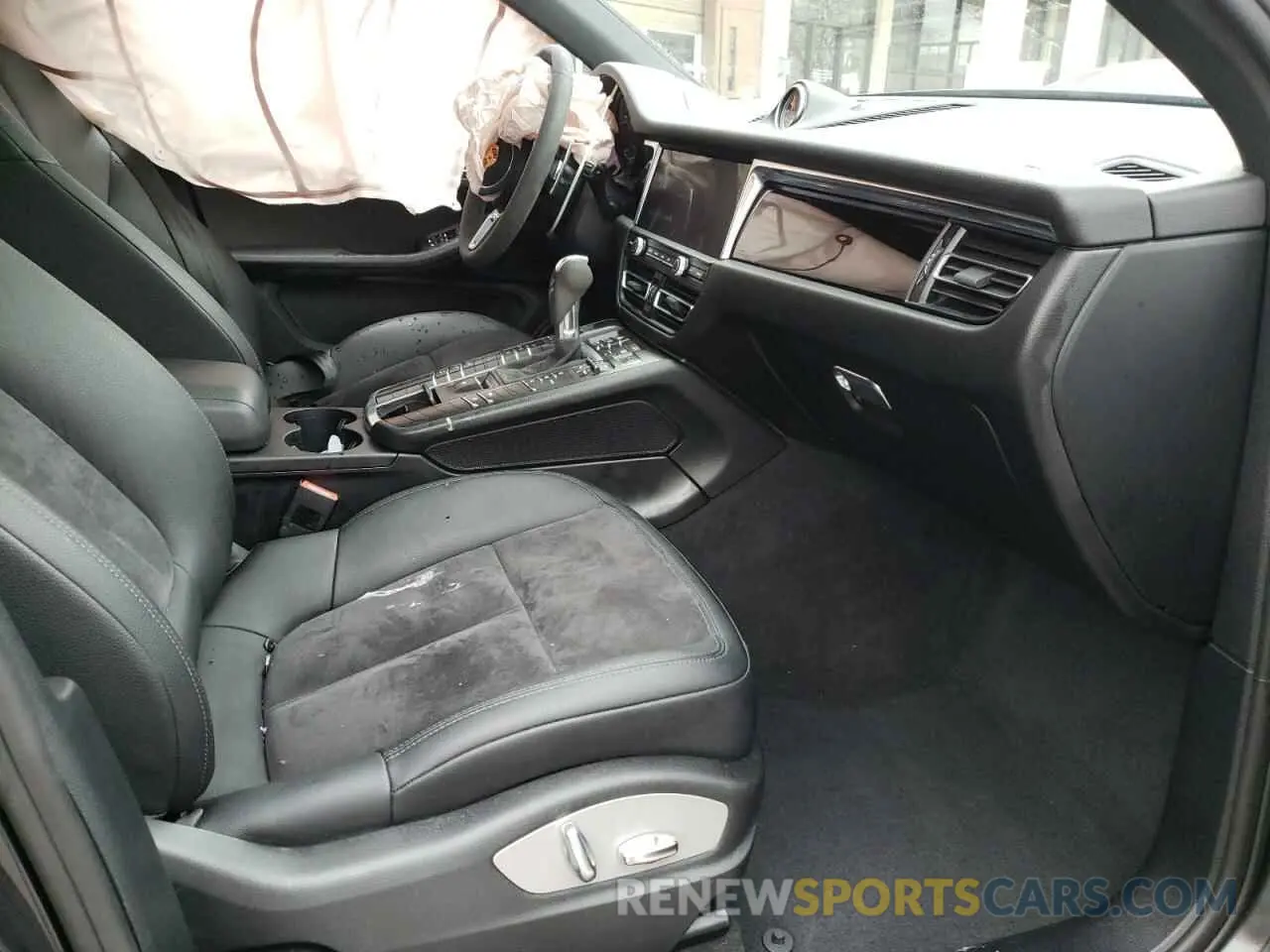 5 fotografías del automóvil dañado WP1AA2A57KLB09336 PORSCHE MACAN 2019