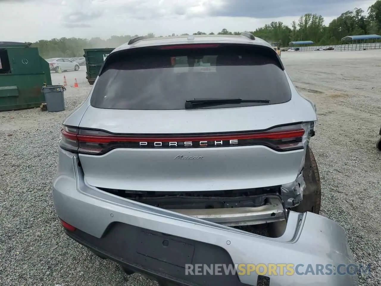 6 fotografías del automóvil dañado WP1AA2A58KLB05313 PORSCHE MACAN 2019