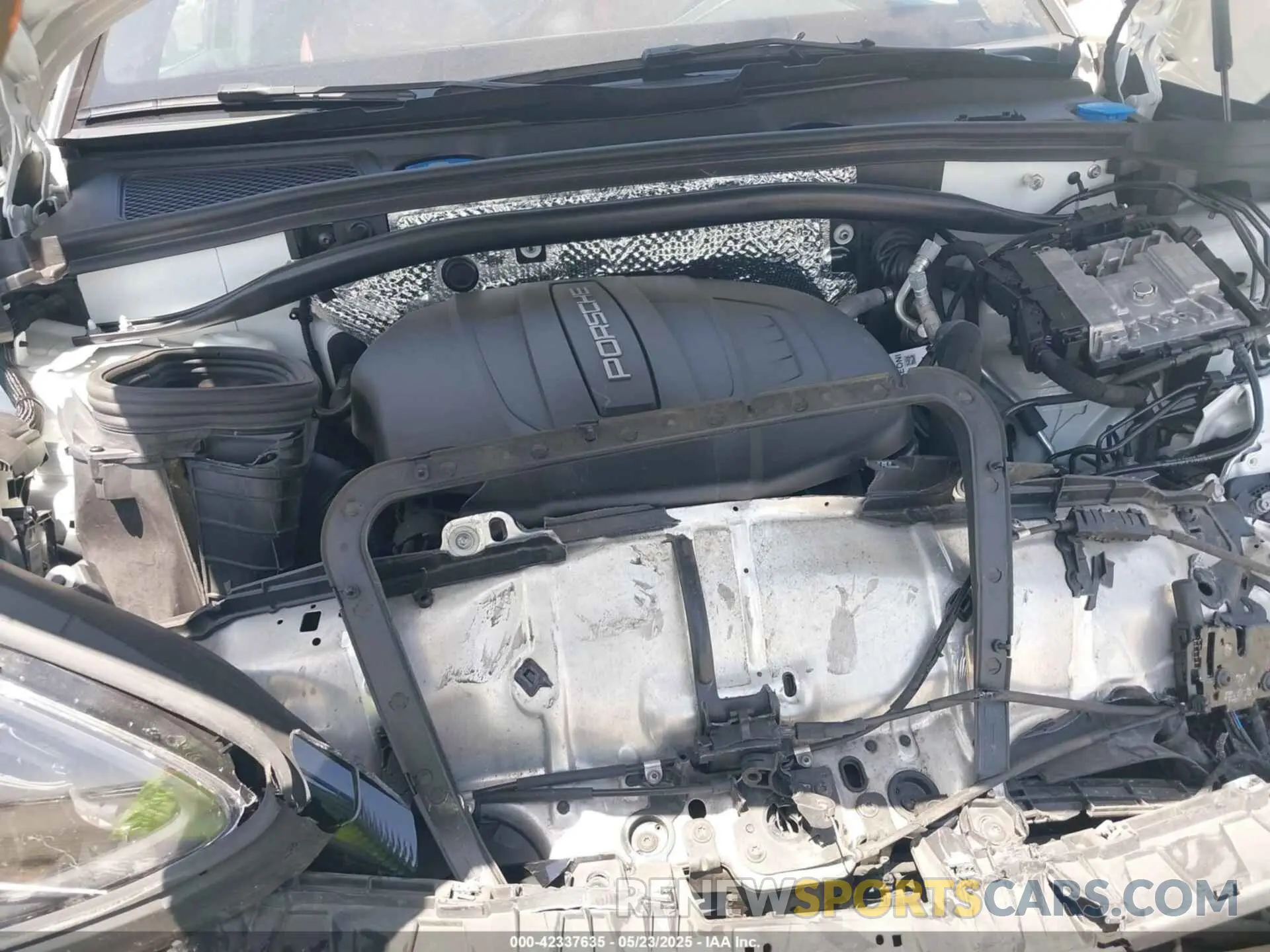 10 fotografías del automóvil dañado WP1AA2A5XKLB07595 PORSCHE MACAN 2019