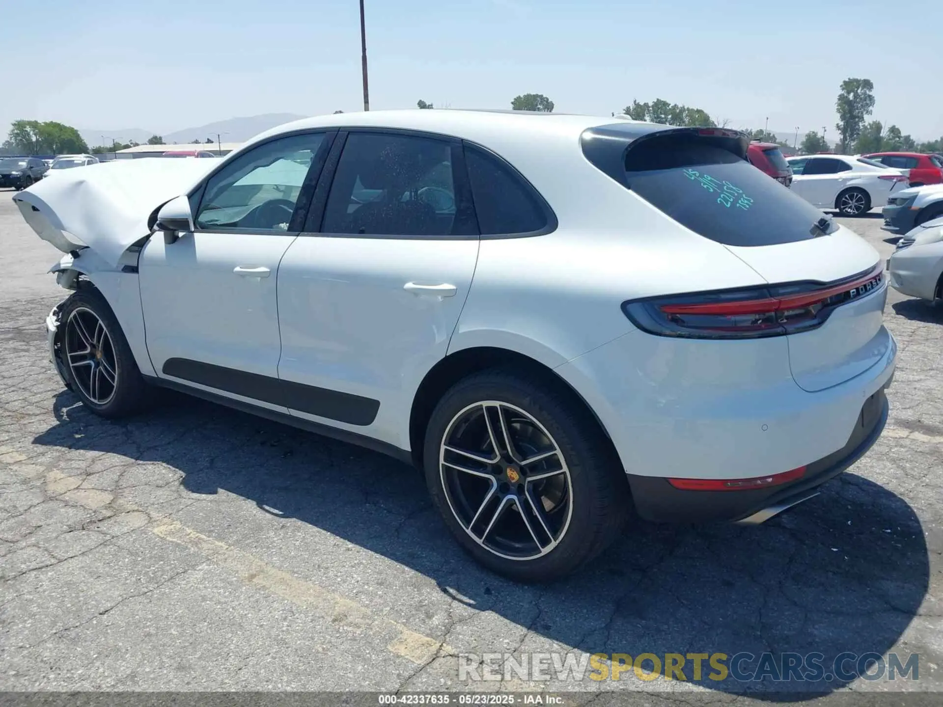 3 fotografías del automóvil dañado WP1AA2A5XKLB07595 PORSCHE MACAN 2019