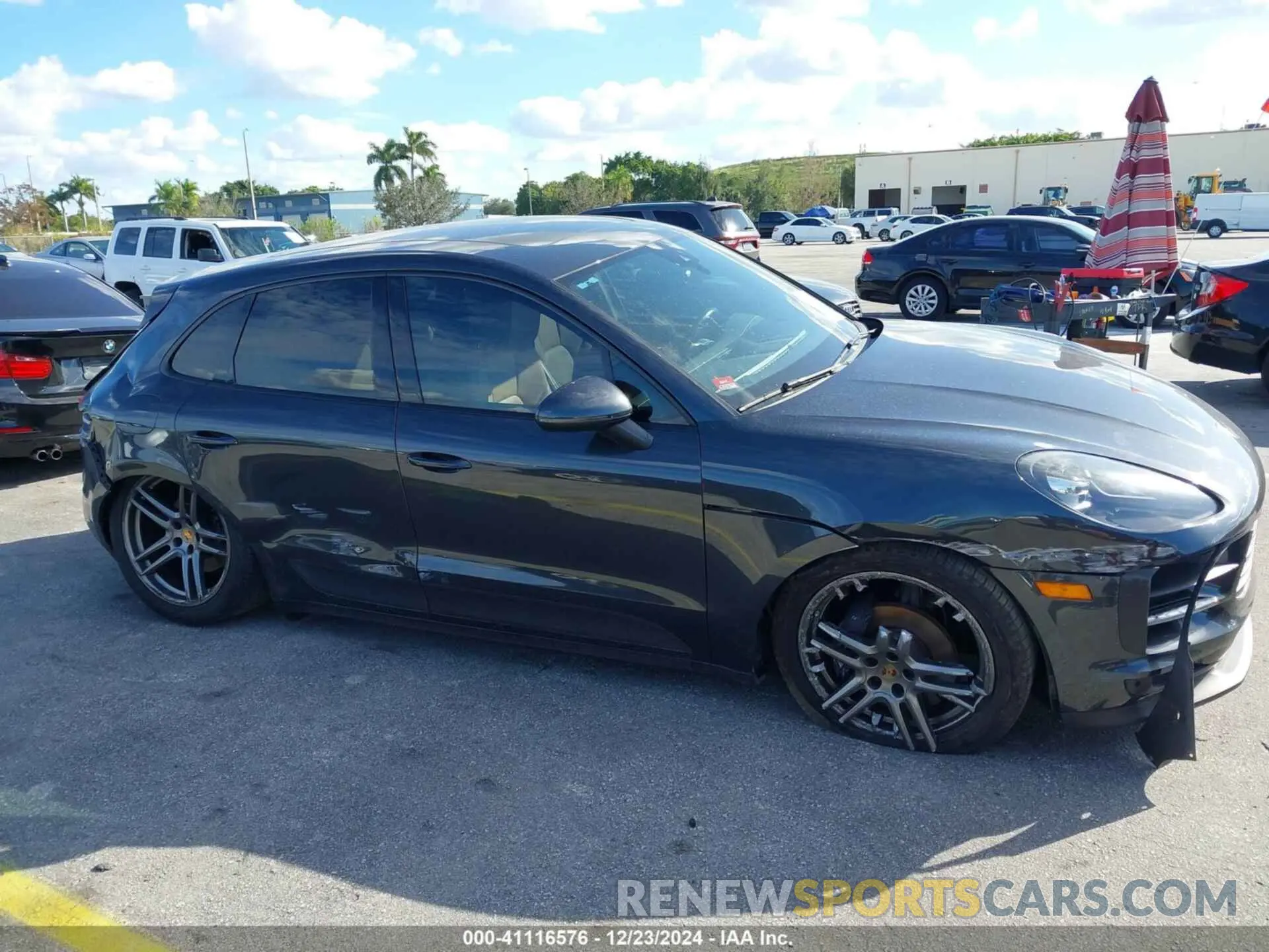 17 fotografías del automóvil dañado WP1AA2A5XKLB08181 PORSCHE MACAN 2019