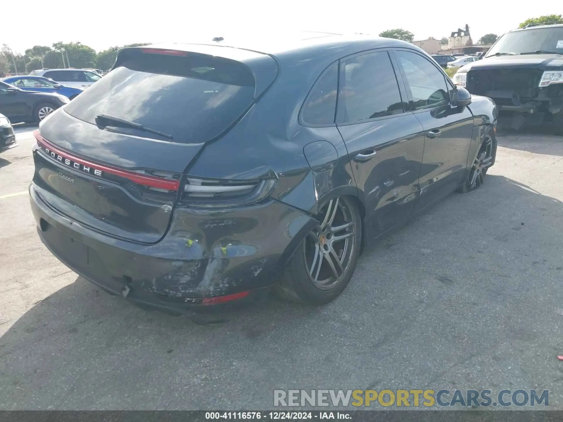 6 fotografías del automóvil dañado WP1AA2A5XKLB08181 PORSCHE MACAN 2019
