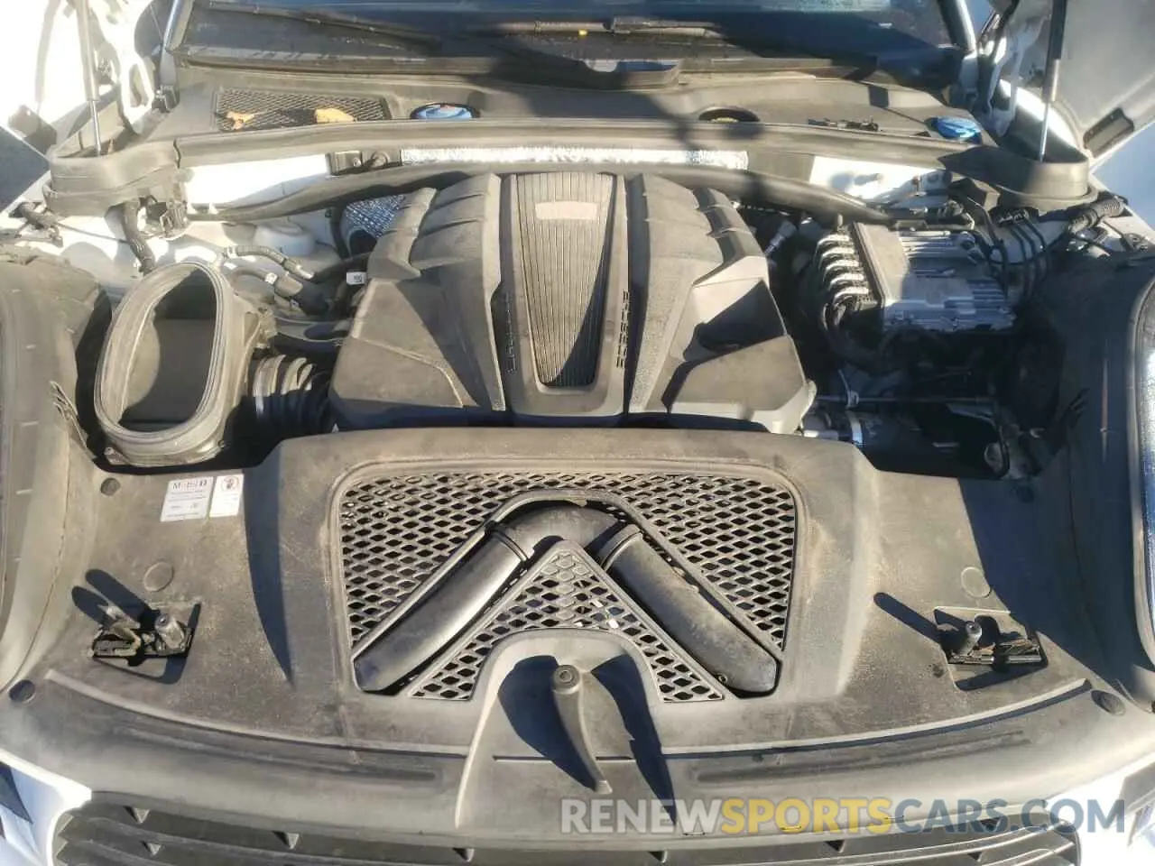 12 fotografías del automóvil dañado WP1AB2A53KLB33601 PORSCHE MACAN 2019