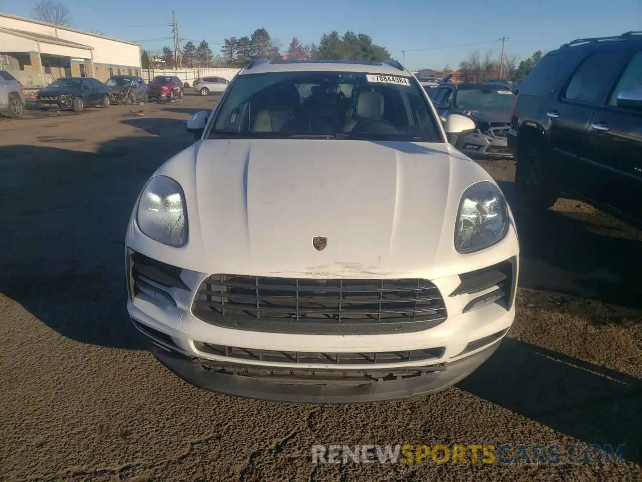 5 fotografías del automóvil dañado WP1AB2A53KLB33601 PORSCHE MACAN 2019