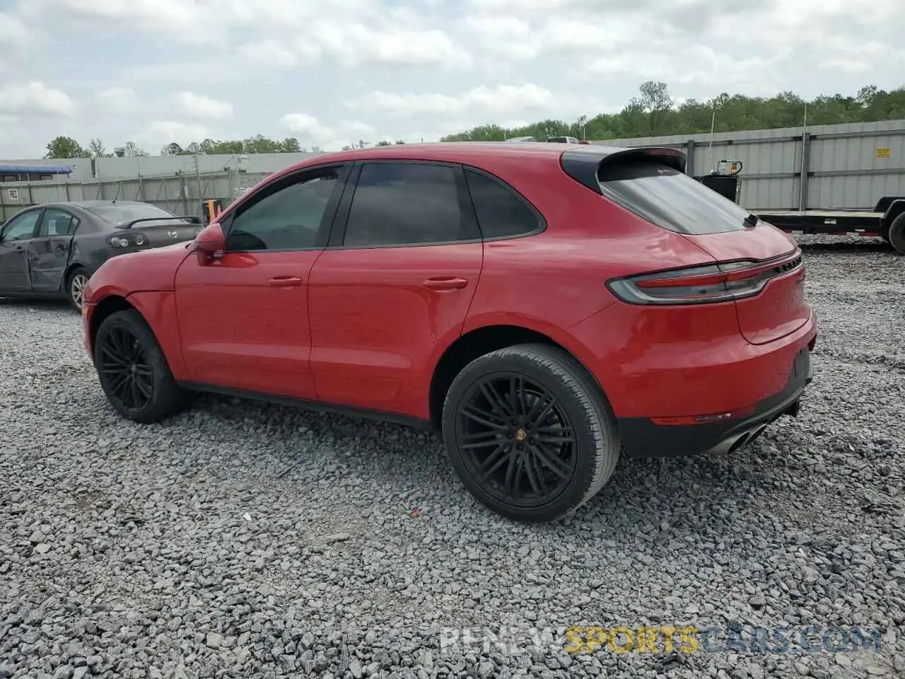 2 fotografías del automóvil dañado WP1AB2A56KLB30885 PORSCHE MACAN 2019