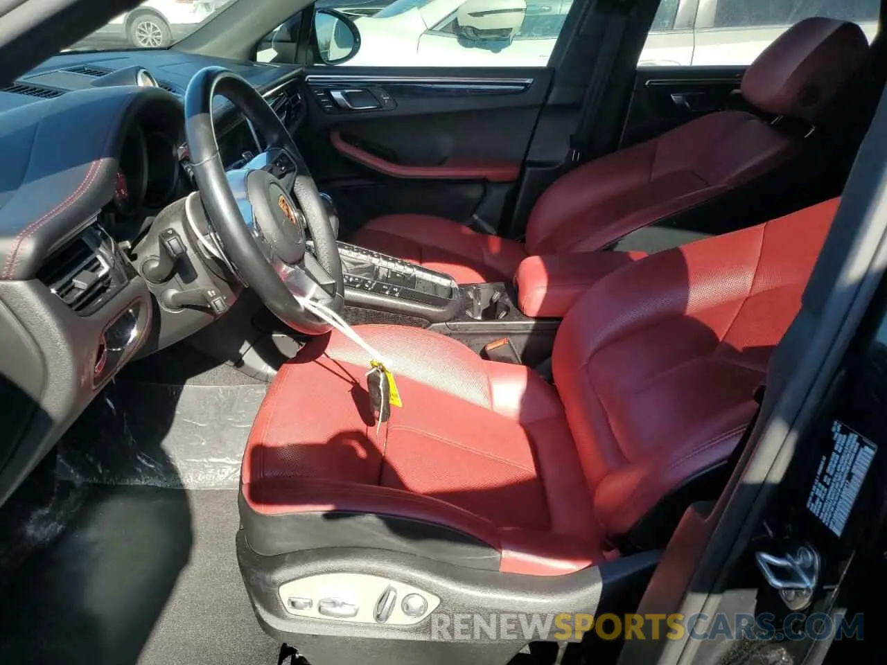 7 fotografías del automóvil dañado WP1AB2A59KLB30217 PORSCHE MACAN 2019