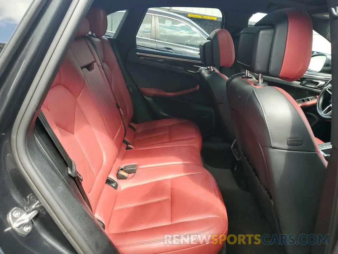11 fotografías del automóvil dañado WP1AA2A50LLB01807 PORSCHE MACAN 2020