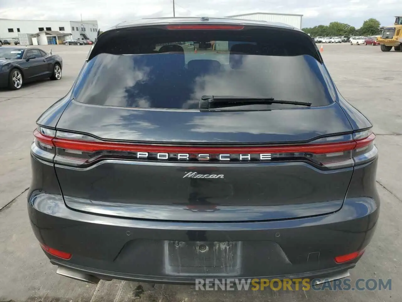 6 fotografías del automóvil dañado WP1AA2A50LLB02309 PORSCHE MACAN 2020