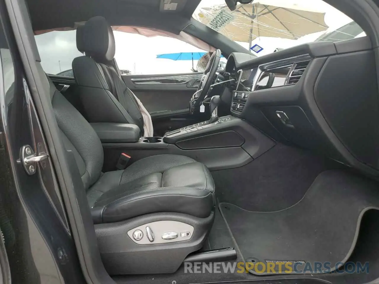 7 fotografías del automóvil dañado WP1AA2A50LLB02309 PORSCHE MACAN 2020