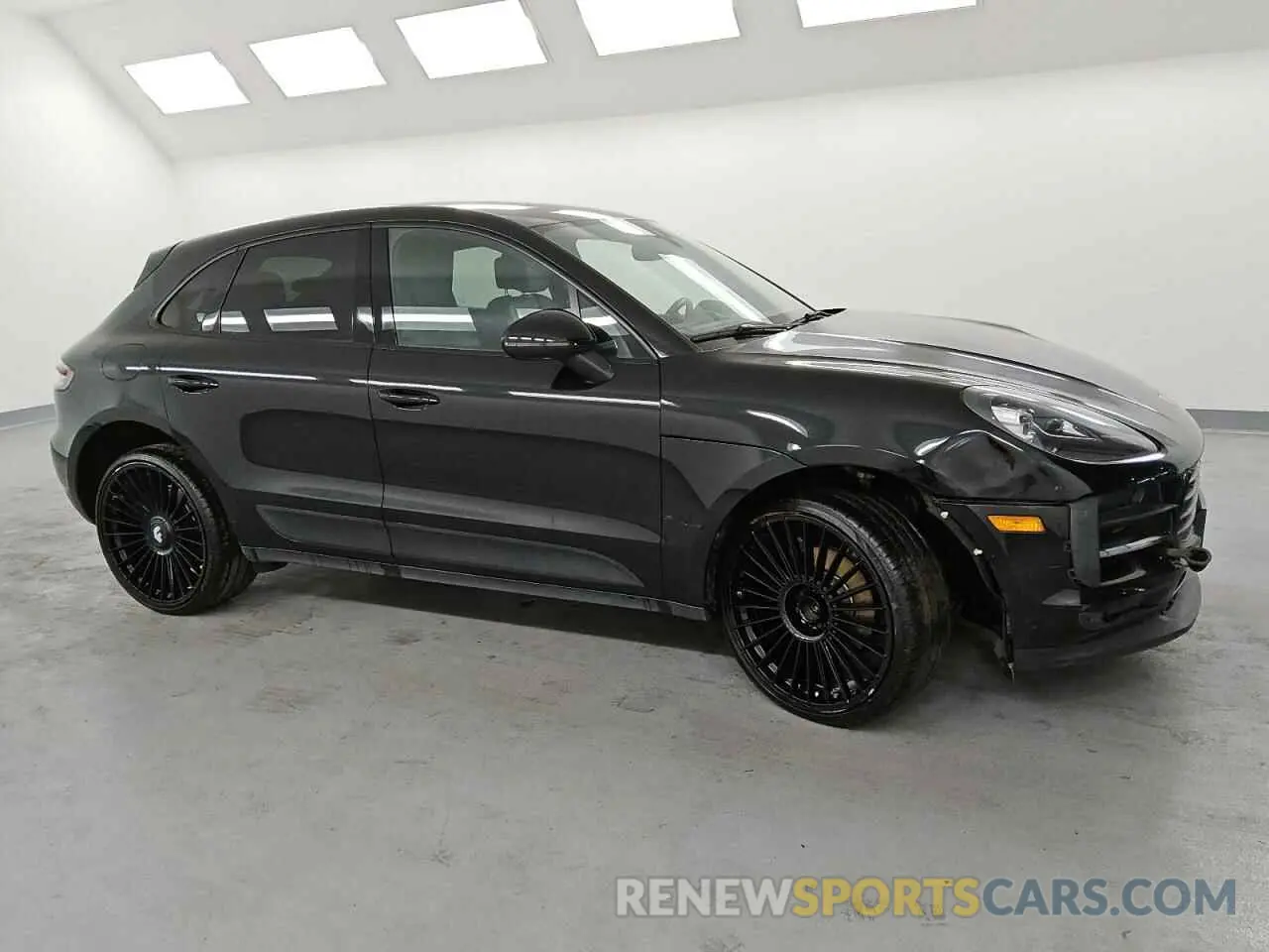 4 fotografías del automóvil dañado WP1AA2A50LLB03136 PORSCHE MACAN 2020