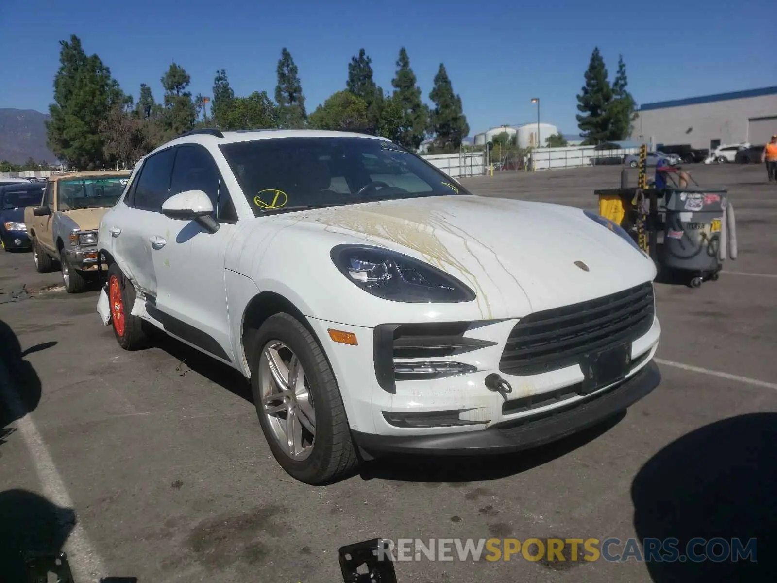 2 fotografías del automóvil dañado WP1AA2A50LLB08269 PORSCHE MACAN 2020