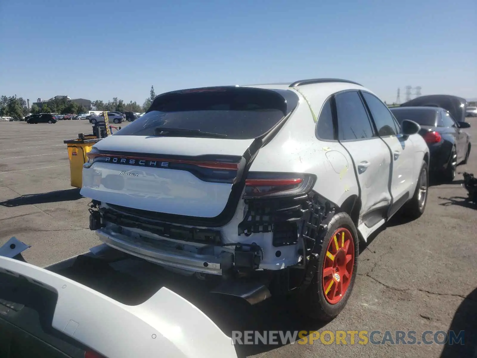 4 fotografías del automóvil dañado WP1AA2A50LLB08269 PORSCHE MACAN 2020