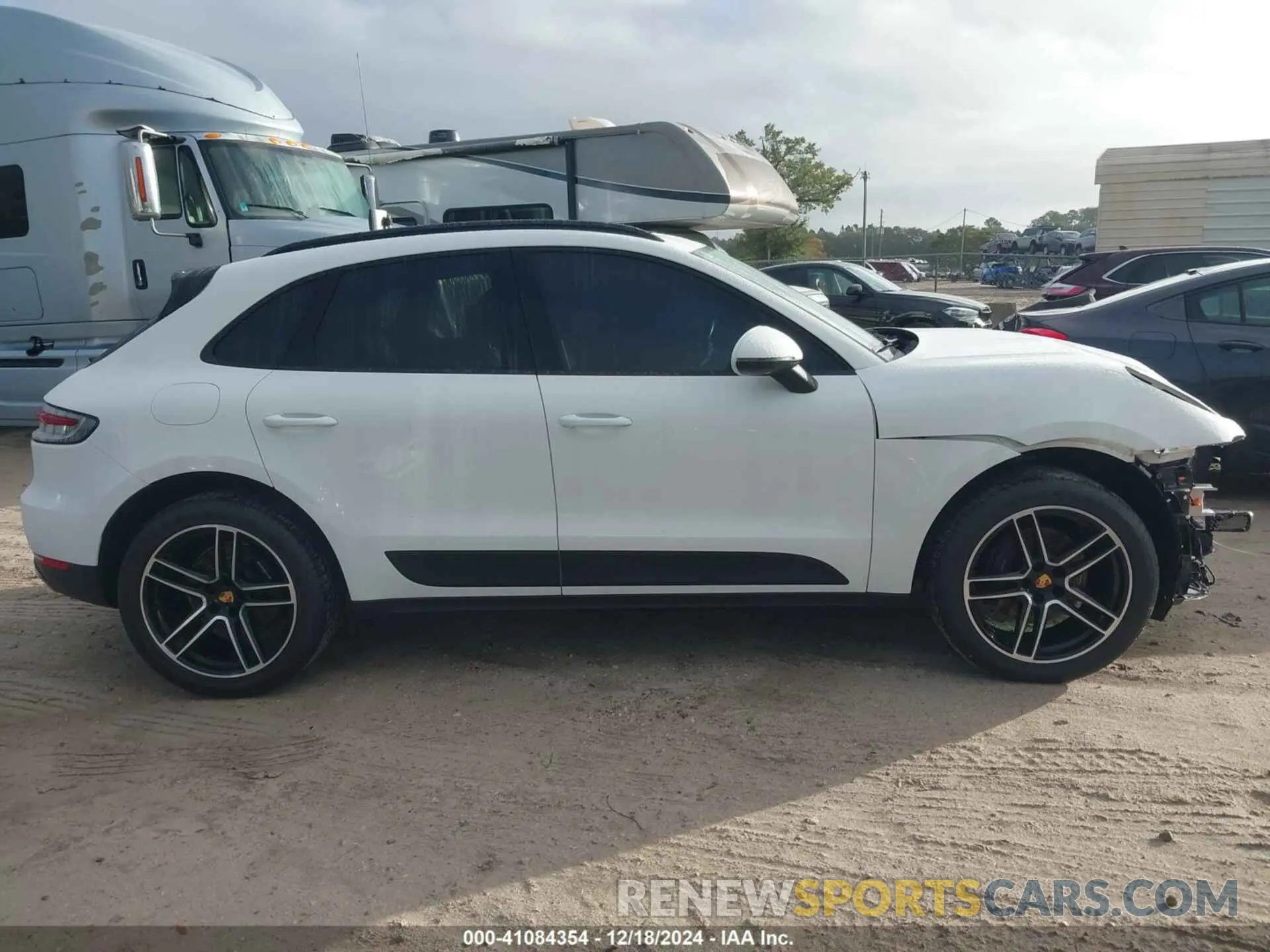 14 fotografías del automóvil dañado WP1AA2A51LLB04201 PORSCHE MACAN 2020