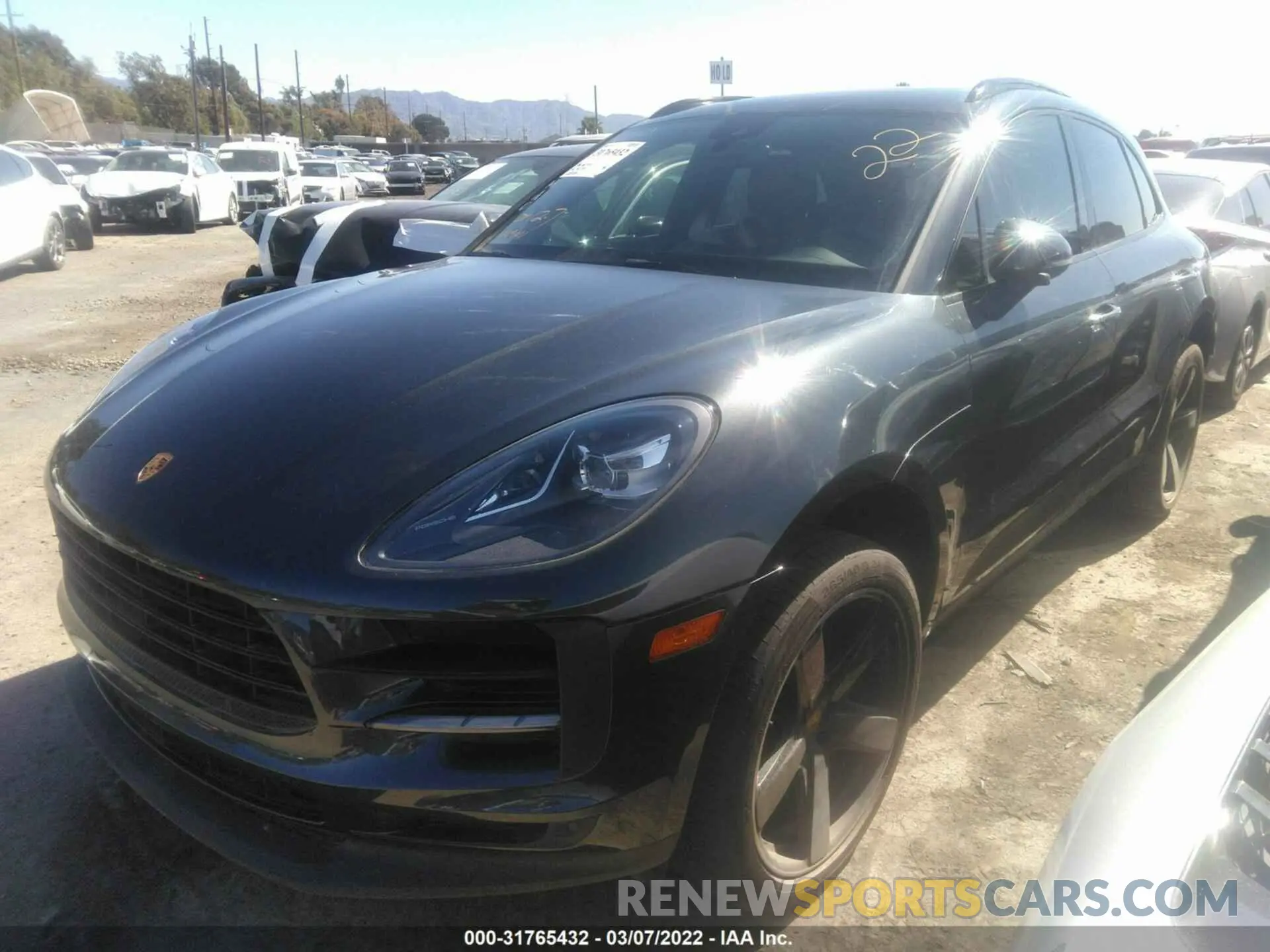 2 fotografías del automóvil dañado WP1AA2A53LLB03308 PORSCHE MACAN 2020
