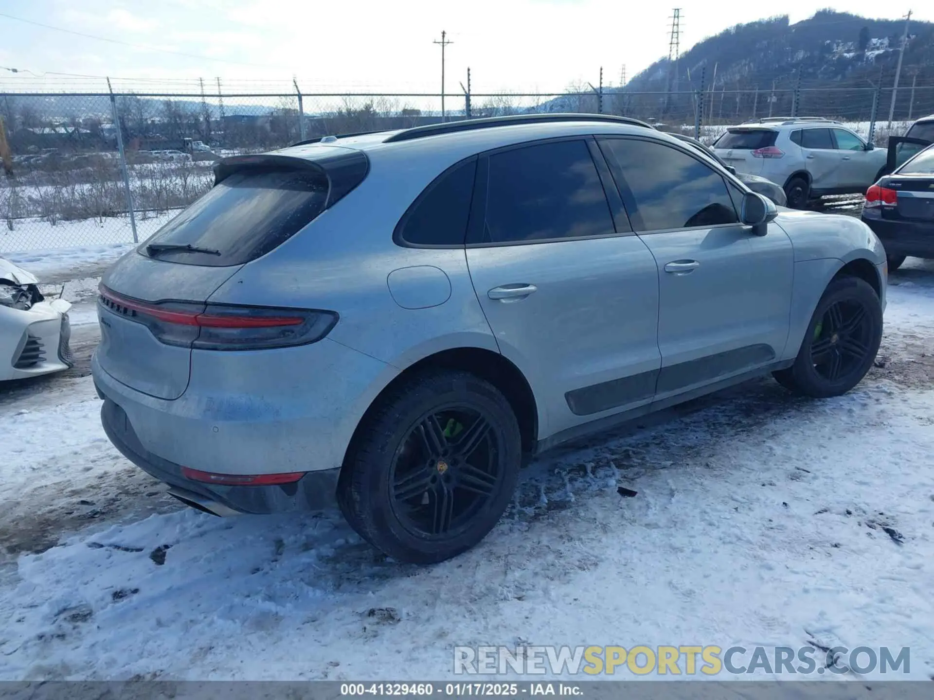 4 fotografías del automóvil dañado WP1AA2A57LLB00363 PORSCHE MACAN 2020