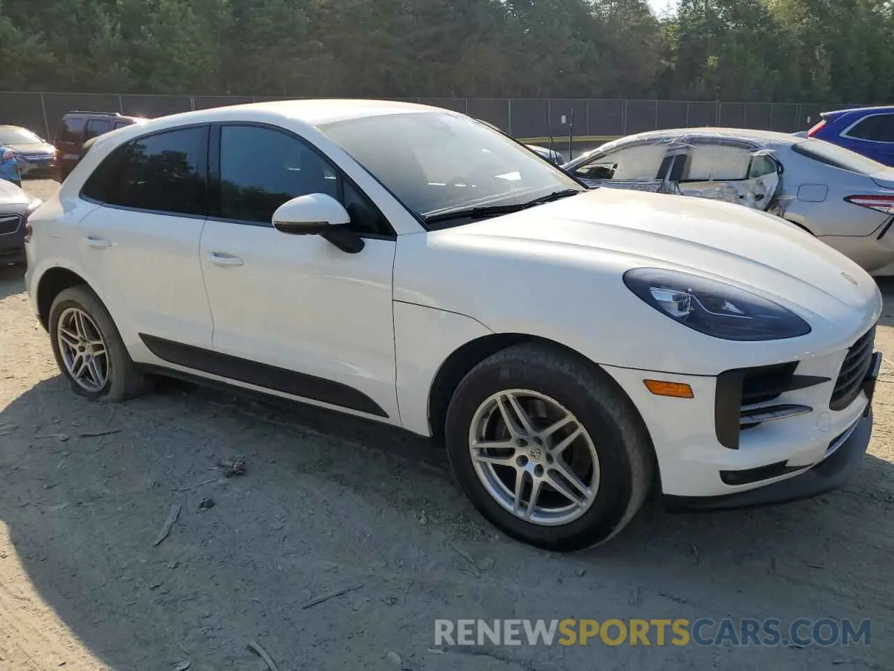 4 fotografías del automóvil dañado WP1AA2A57LLB03084 PORSCHE MACAN 2020