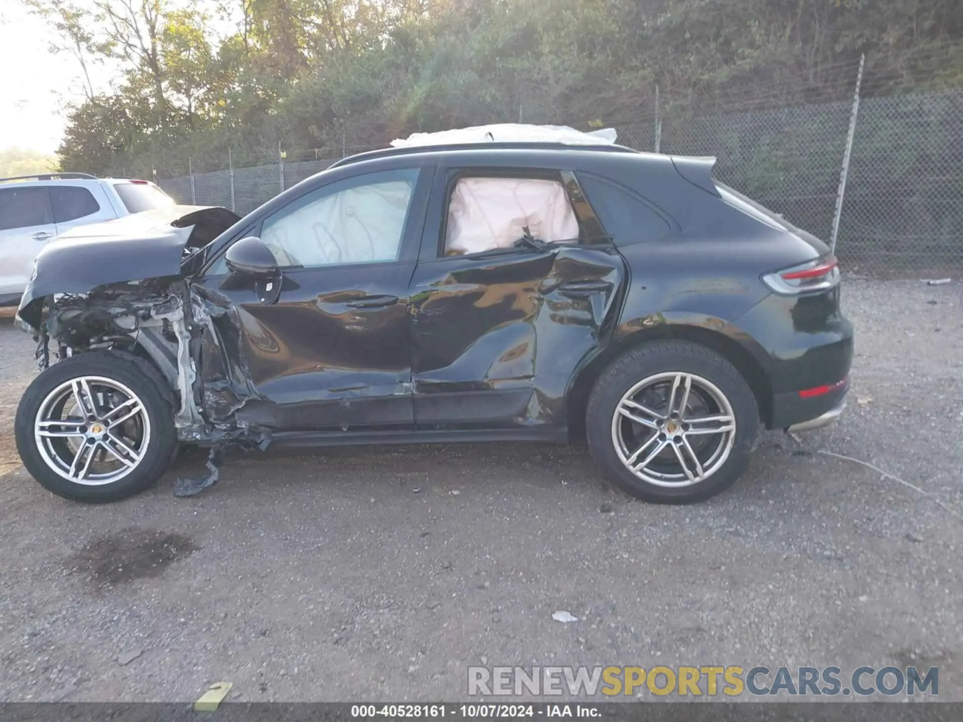 14 fotografías del automóvil dañado WP1AA2A59LLB01675 PORSCHE MACAN 2020