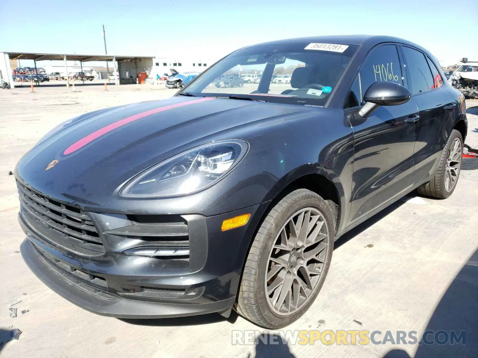 2 fotografías del automóvil dañado WP1AA2A5XLLB08084 PORSCHE MACAN 2020