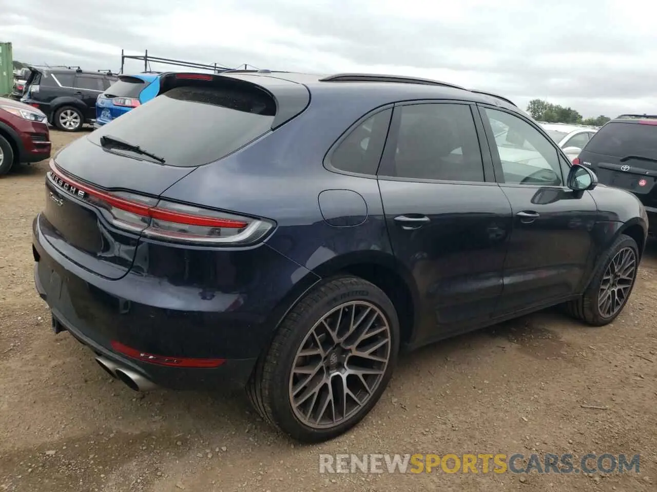 3 fotografías del automóvil dañado WP1AB2A50LLB36117 PORSCHE MACAN 2020