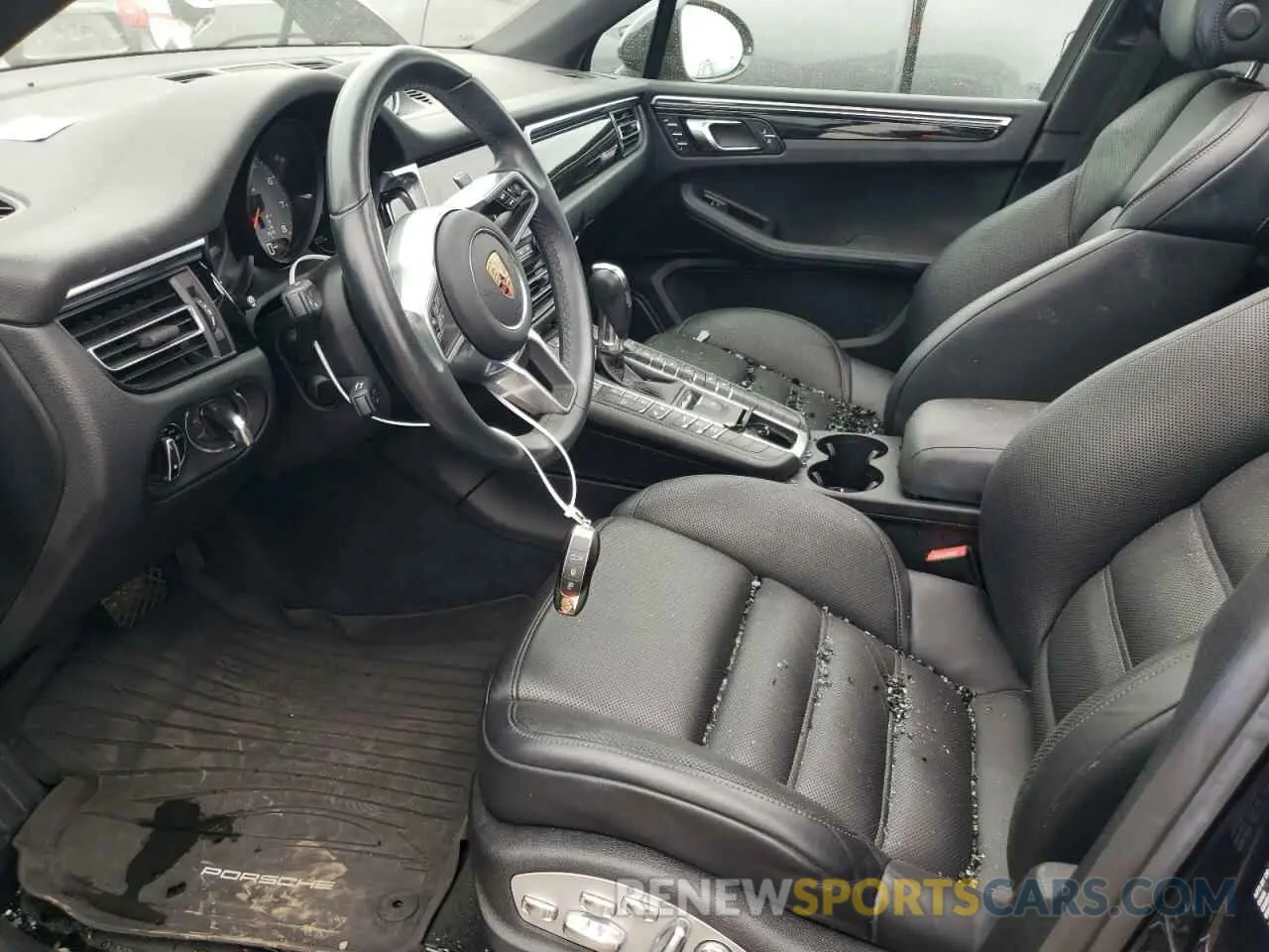 7 fotografías del automóvil dañado WP1AB2A50LLB36117 PORSCHE MACAN 2020