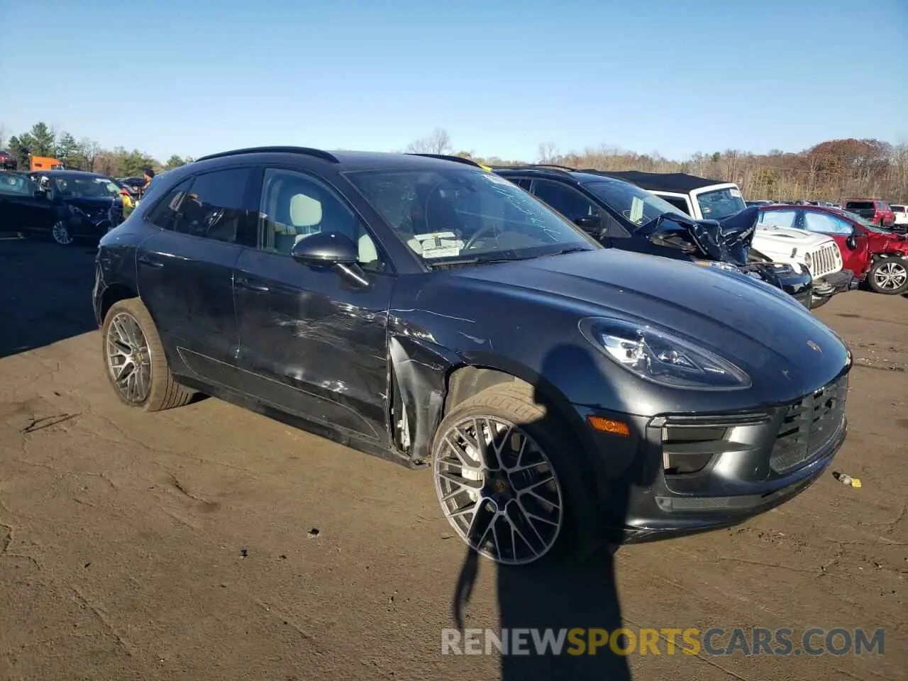 4 fotografías del automóvil dañado WP1AF2A5XLLB60445 PORSCHE MACAN 2020