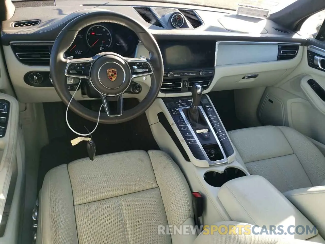 8 fotografías del automóvil dañado WP1AF2A5XLLB60445 PORSCHE MACAN 2020